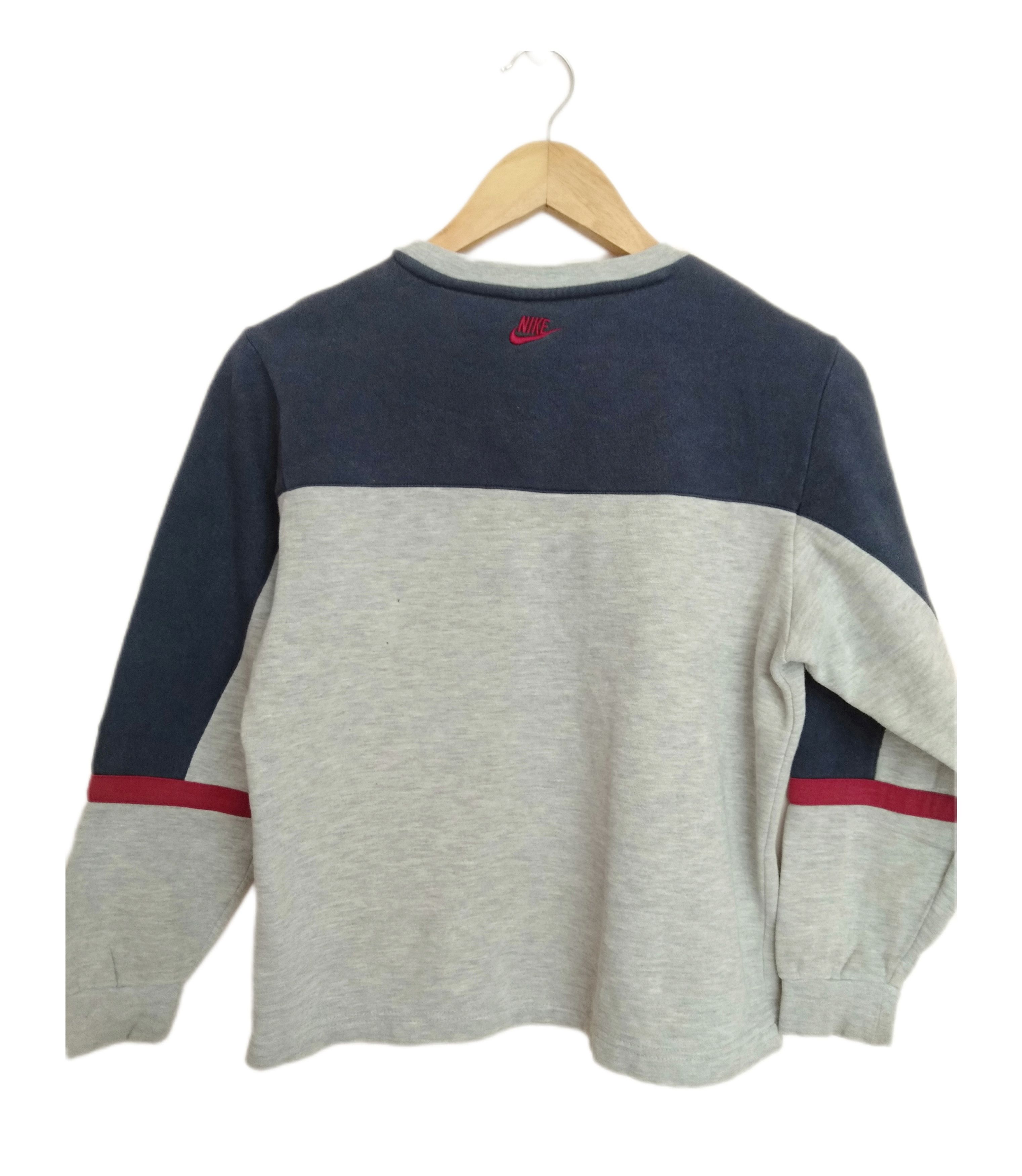 Nike Nike Streetwear Y2K Sweatshirt Size US S / EU 44-46 / 1 - 2 Thumbnail