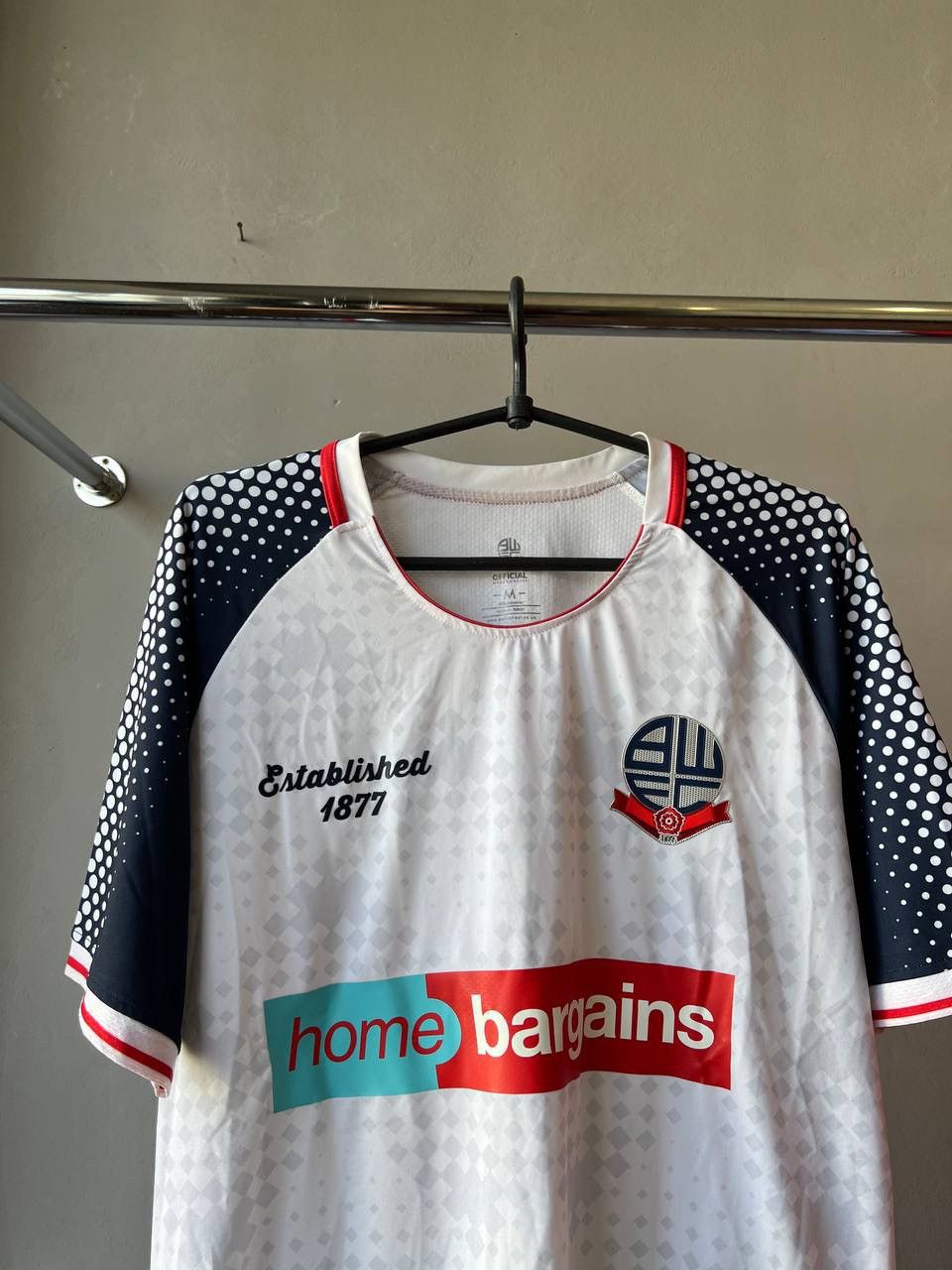 Sports Specialties 2019/20 BOLTON WANDERERS HOME SOCCET JERSEY FOOTBALL SHIRT M Size US M / EU 48-50 / 2 - 3 Thumbnail