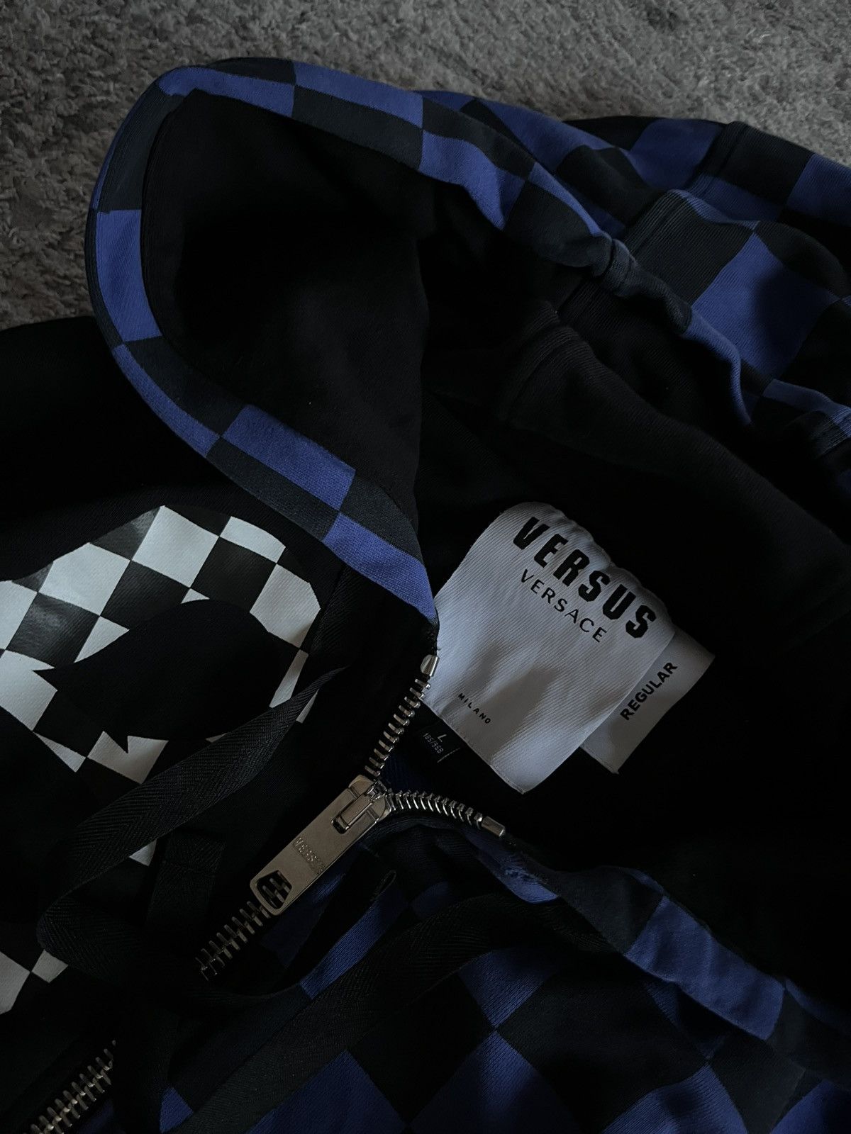 Versus Versace Vintage Y2K Milano Versace Versus zip hoodie Size US L / EU 52-54 / 3 - 3 Thumbnail