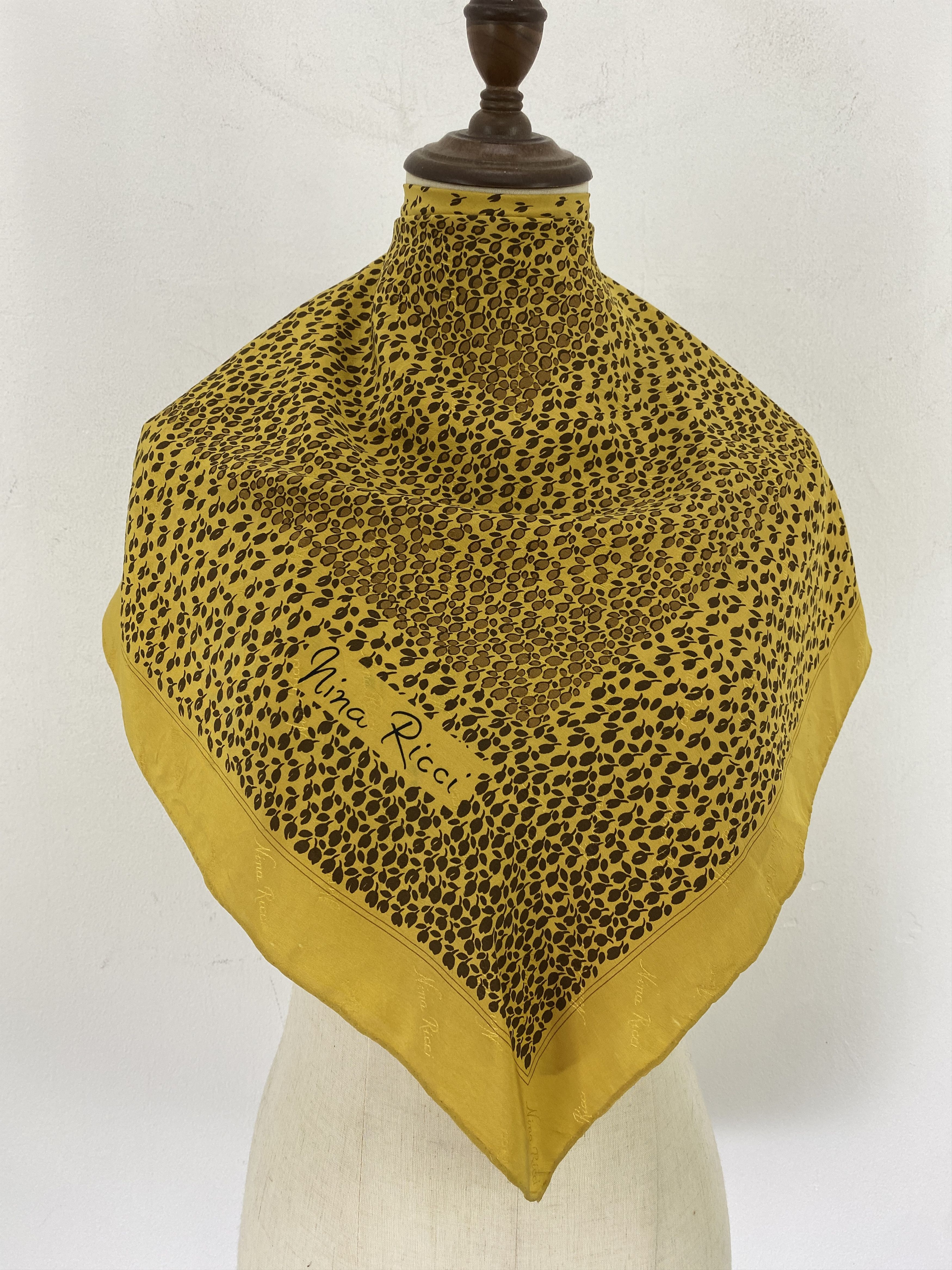 Other Vintage Nina Ricci Leopard Print Silk Scarf SN0270 Size ONE SIZE - 2 Thumbnail