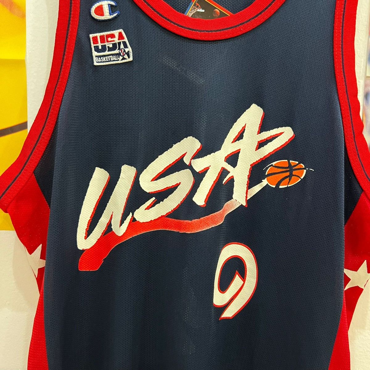 Champion × NBA × Vintage Vintage USA Dream Team Road 1996 Richmond #9 Champion Jersey Size US L / EU 52-54 / 3 - 3 Thumbnail