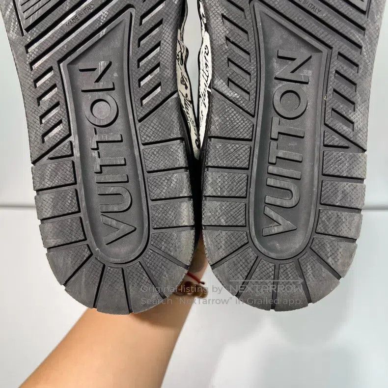 Louis Vuitton Trainer Black and White Graffiti Board Shoes