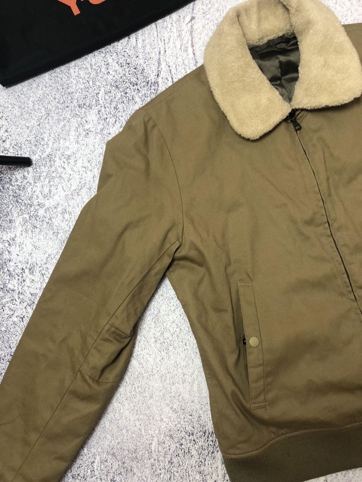 Uniqlo Men’s casual jacket Uniqlo size 5 Size US M / EU 48-50 / 2 - 3 Thumbnail