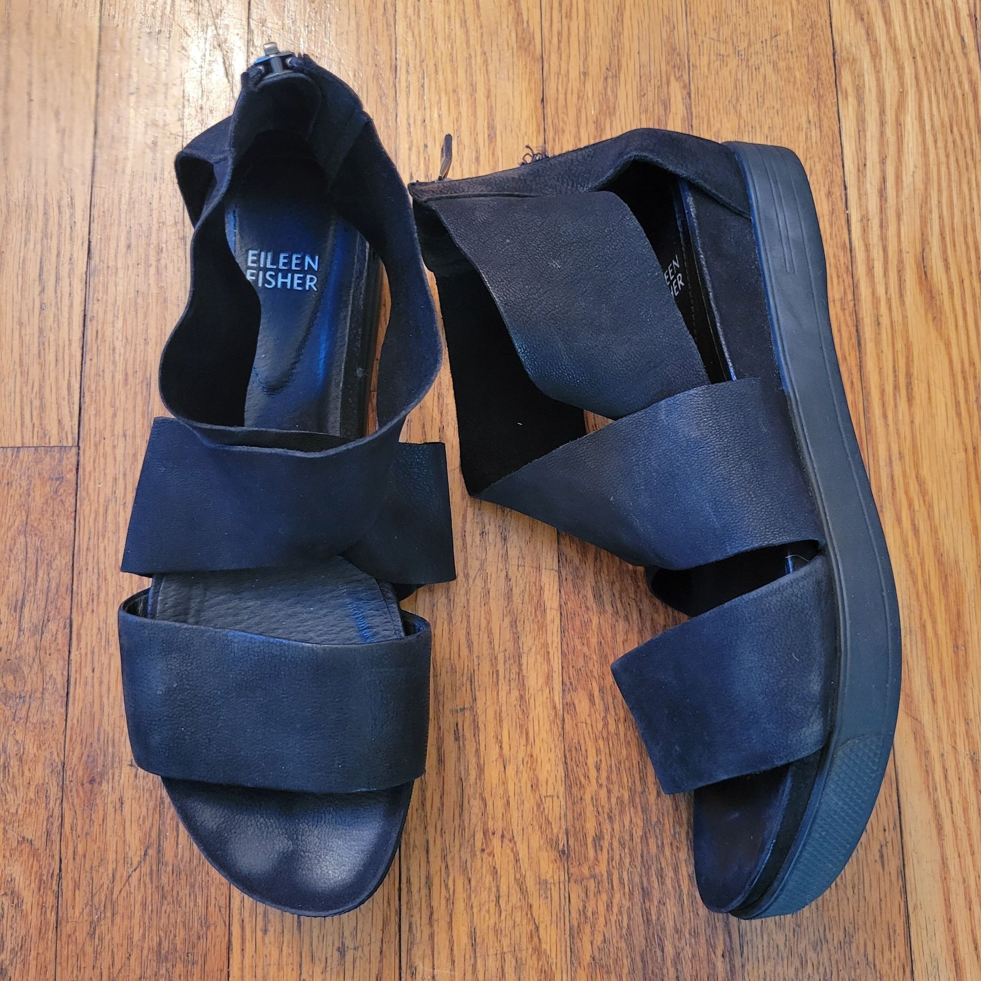 Eileen Fisher Eileen Fisher Black 8 Comfort Open Toe Sport Tumbled Leather Size US 8 / IT 38 - 1 Thumbnail
