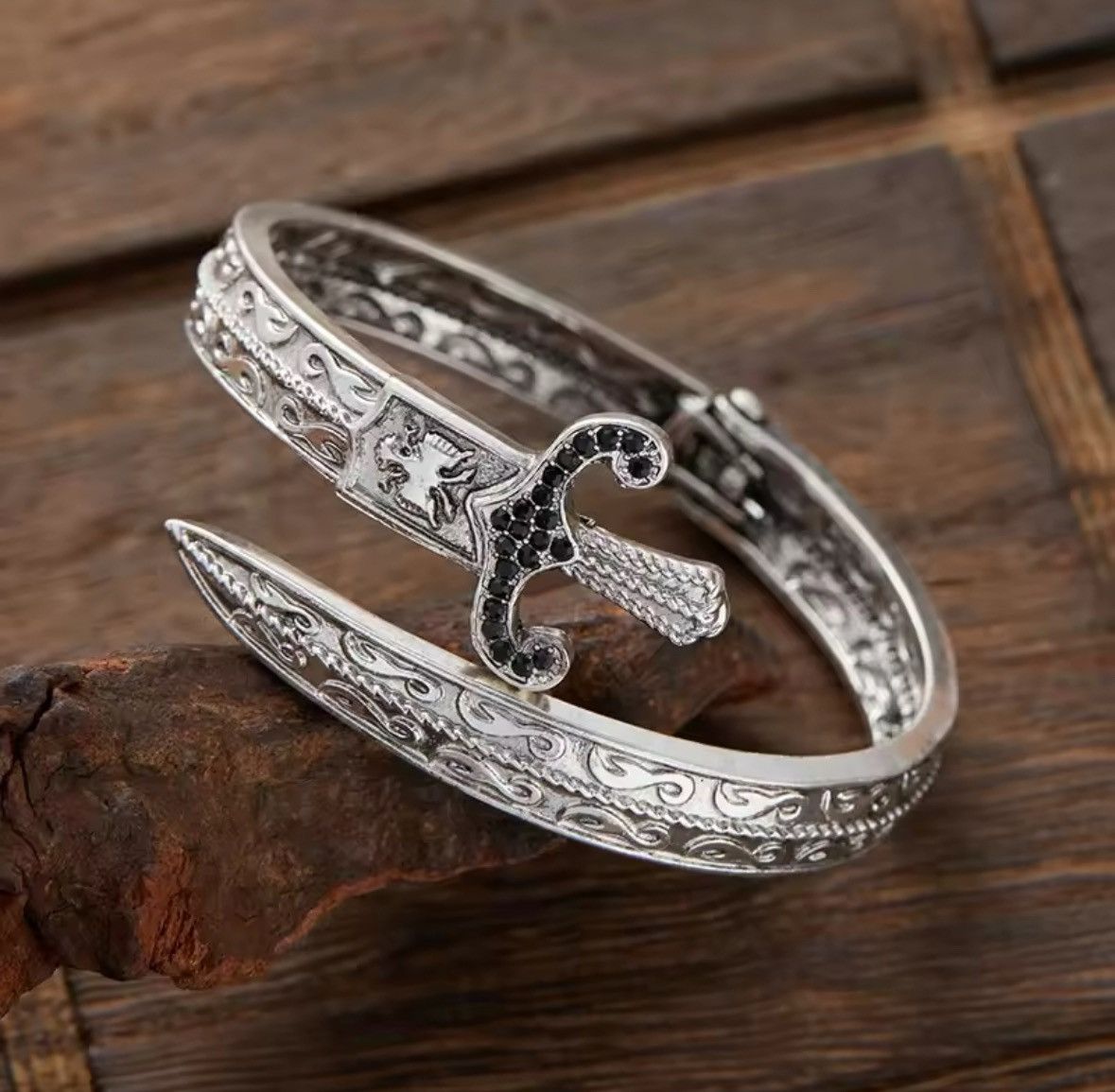 Jewelry Set Zirconia Sword Shape Bracelet Ring Size ONE SIZE - 3 Thumbnail