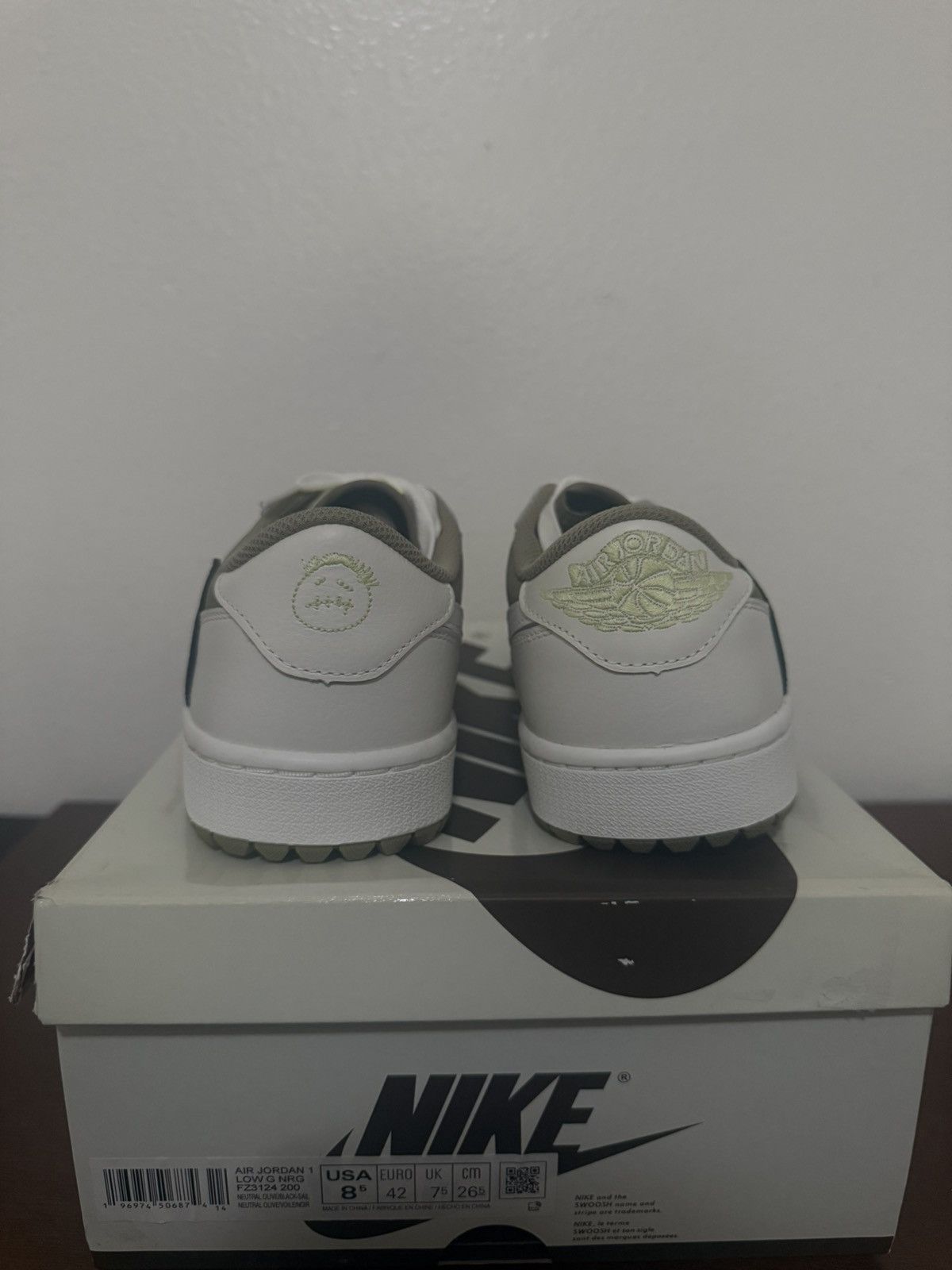 Jordan Brand × Travis Scott Travis Scott Jordan 1 Low Golf Neutral Olive Size US 8.5 / EU 41-42 - 5 Thumbnail