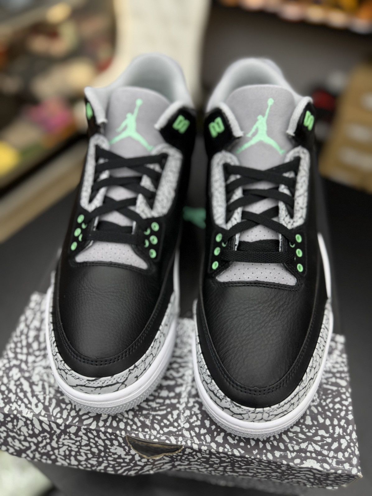 Jordan Brand Jordan 3 Green Glow Size (12) Brand New Size US 12 / EU 45 - 7 Thumbnail
