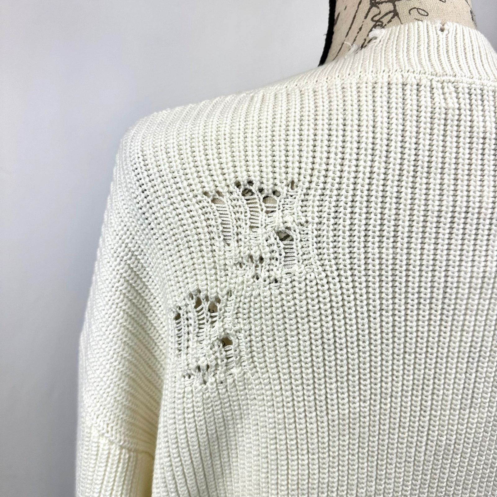Other 525 America Distressed Shaker V-Neck Sweater in Chalk size M Size M / US 6-8 / IT 42-44 - 20 Thumbnail