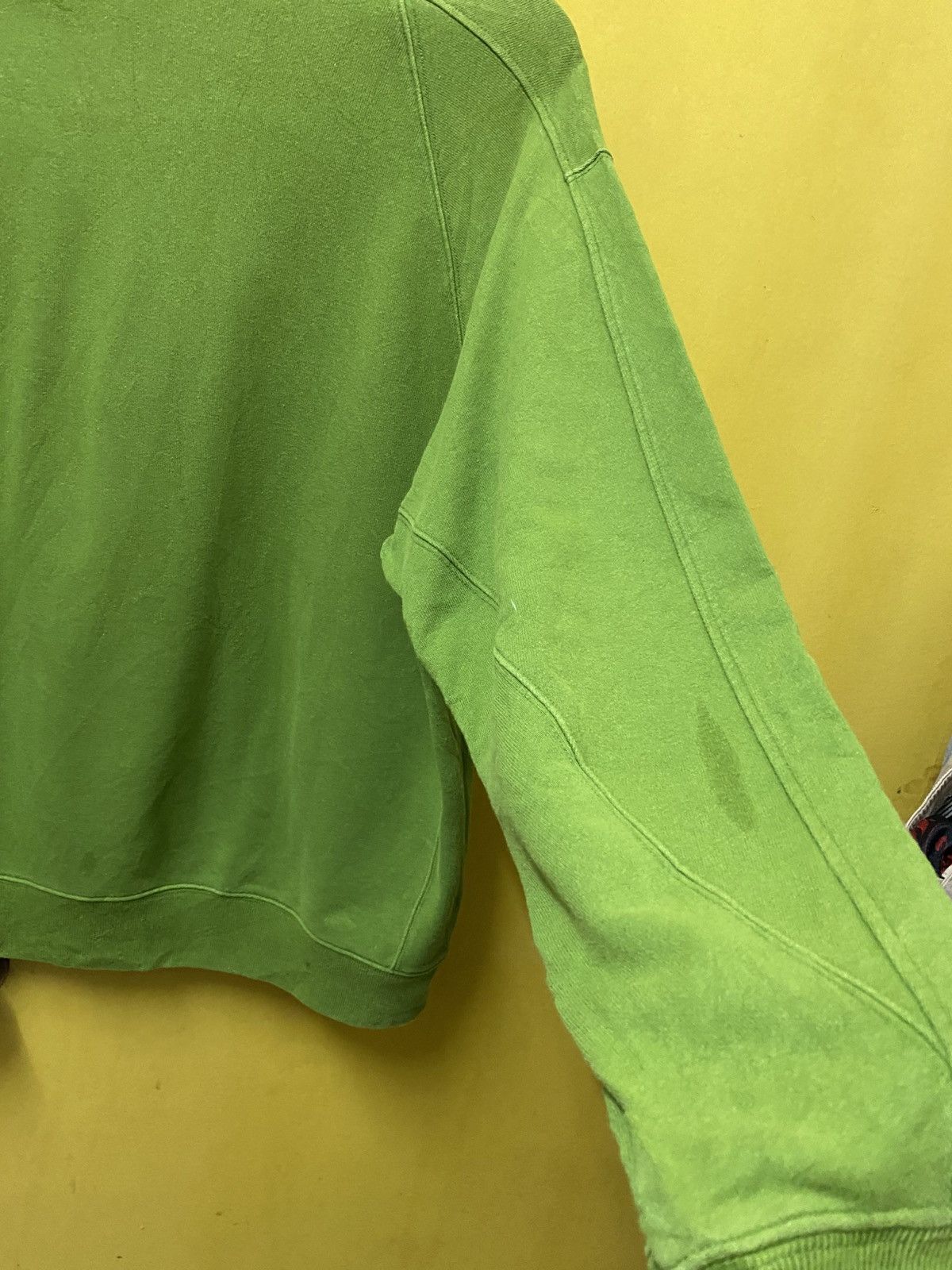 Uniqlo Uniqlo Plain Sweatshirt Green Colour Crewneck Size US L / EU 52-54 / 3 - 5 Thumbnail