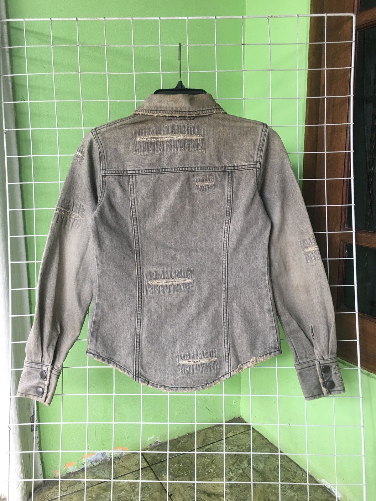 Japanese Brand 2000s Shellac Distressed Trucker Jacket Size XS / US 0-2 / IT 36-38 - 3 Thumbnail