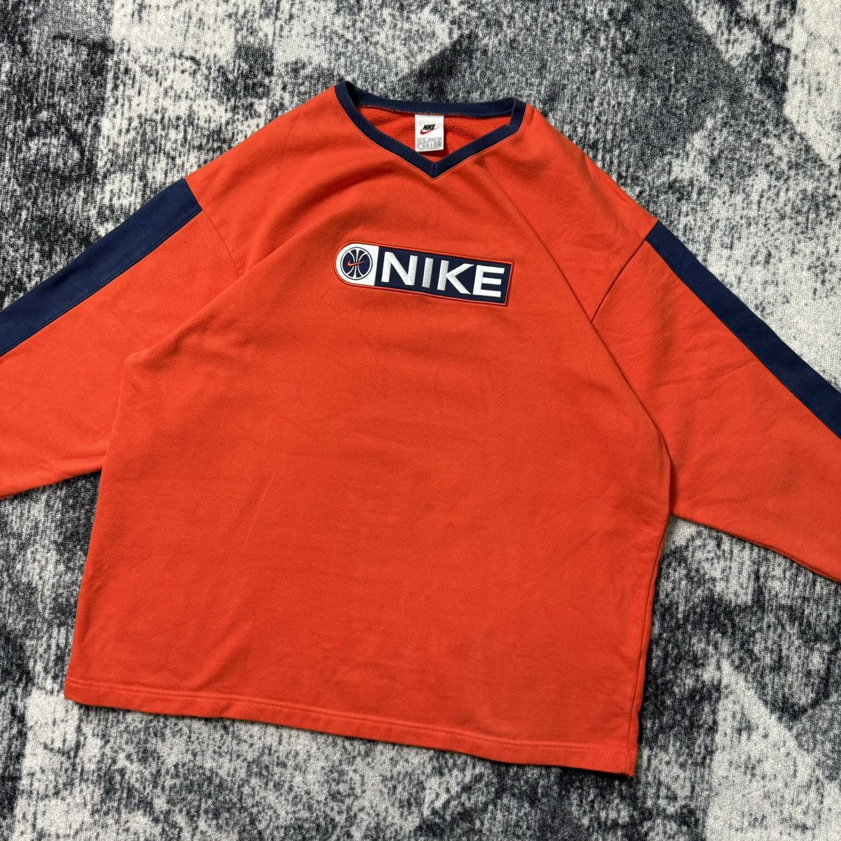 Nike Vintage Nike Sweatshirt Big Logo Swoosh Embroidered Y2K 90s Size US XL / EU 56 / 4 - 2 Thumbnail