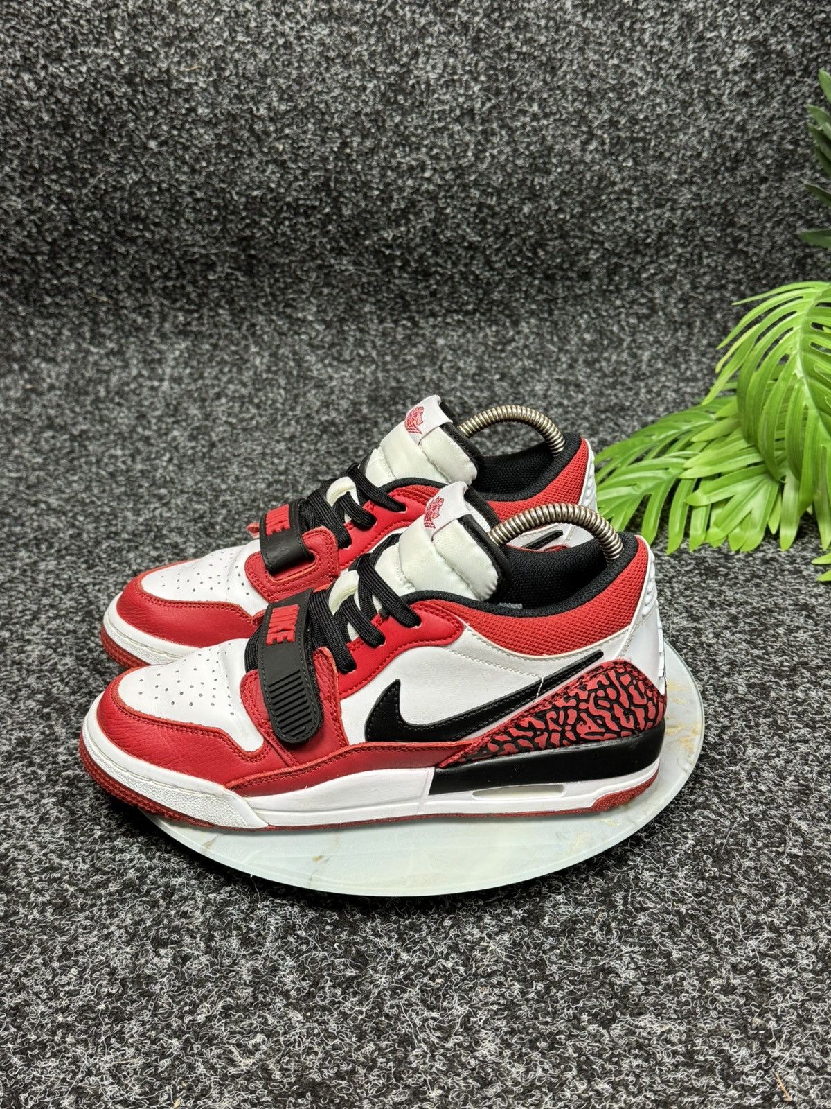Jordan Brand Nike Air Jordan Legacy 312 Low Size 38,5 US 6 UK 5 Size US 6 / IT 36 - 12 Thumbnail