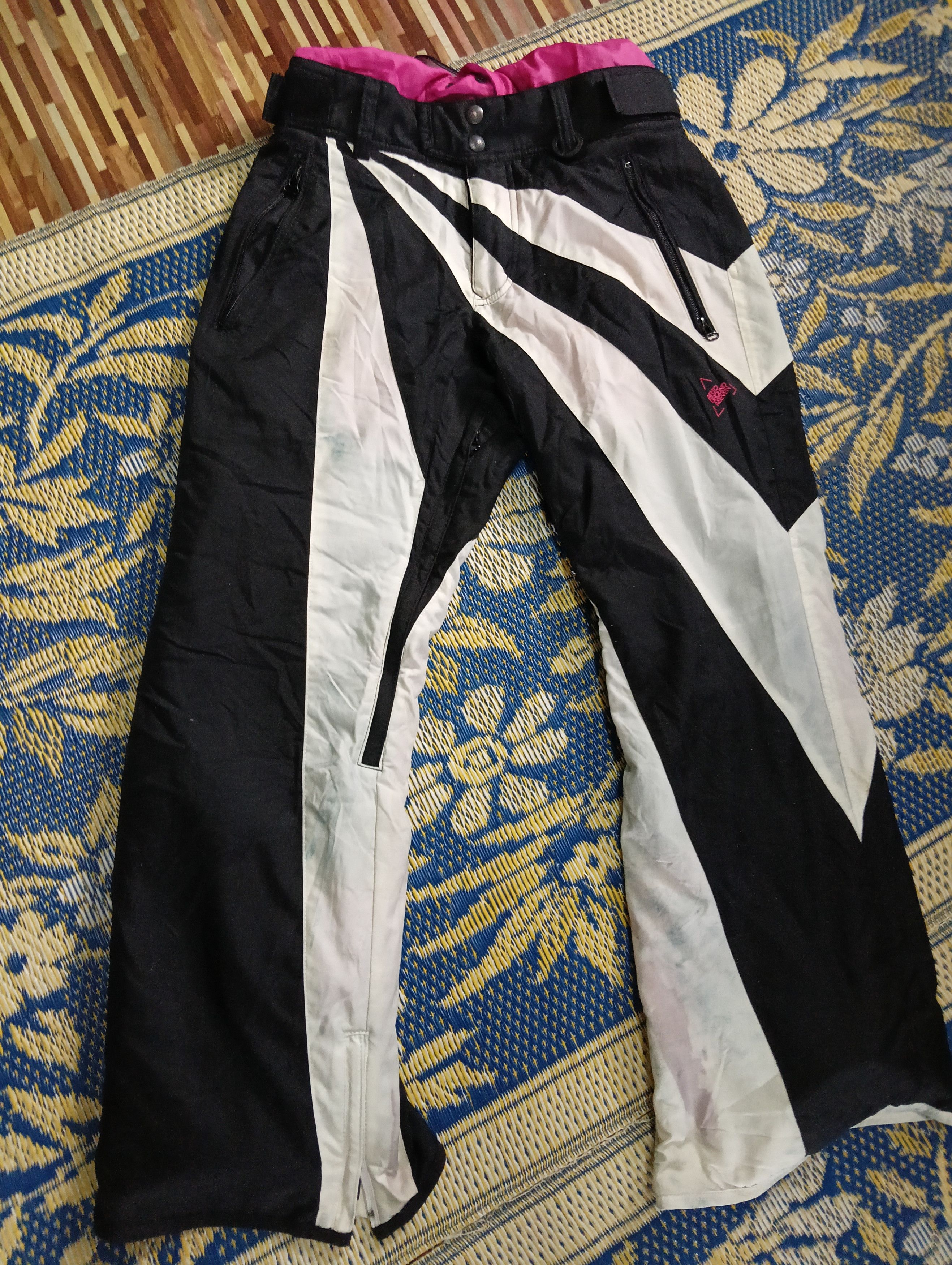 Burberry Vintage Burberry Skirt Size US 26 / EU 42 - 9 Thumbnail
