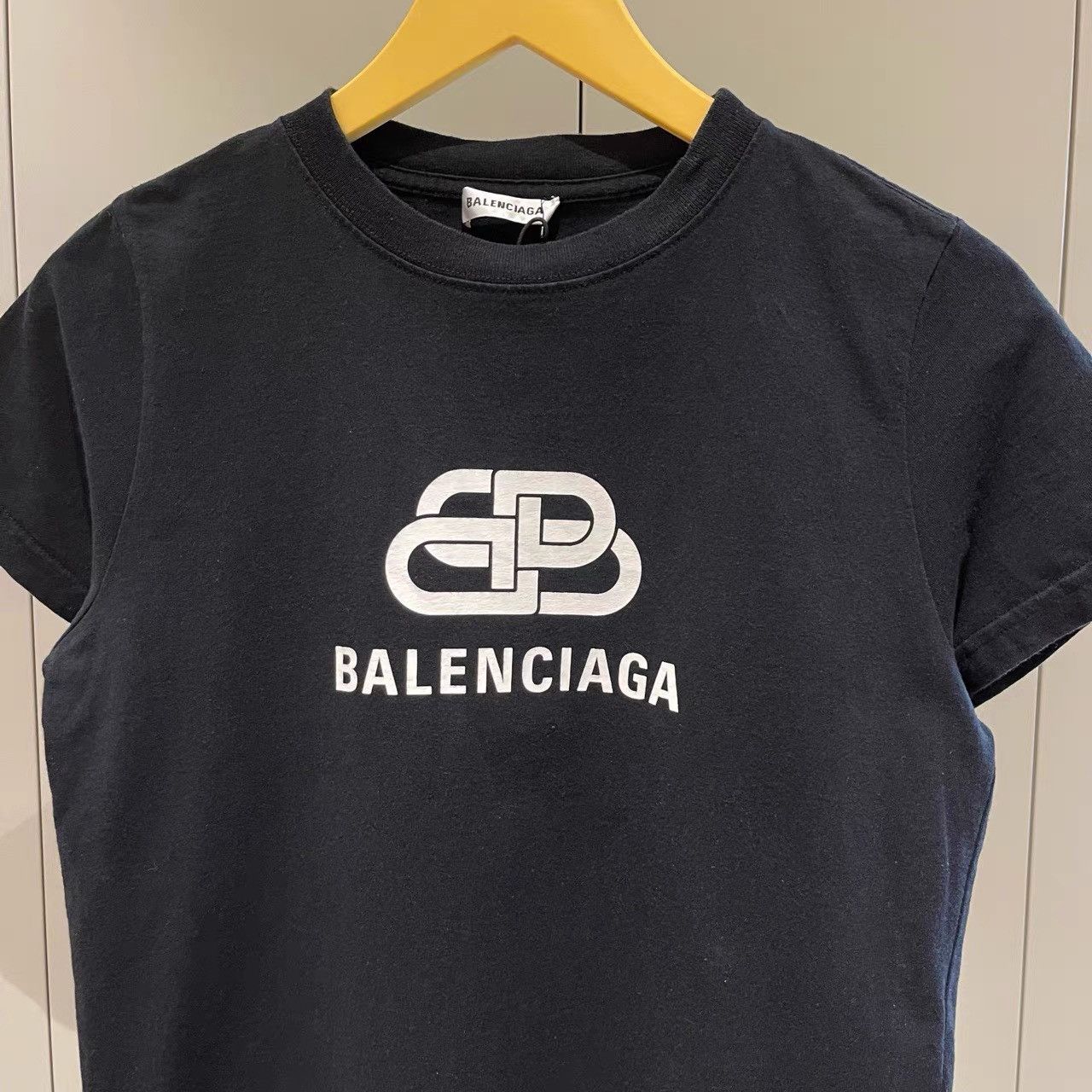 Balenciaga Balenciaga Black Buckle Logo Short Sleeve T-shirt K28 Size US S / EU 44-46 / 1 - 5 Thumbnail
