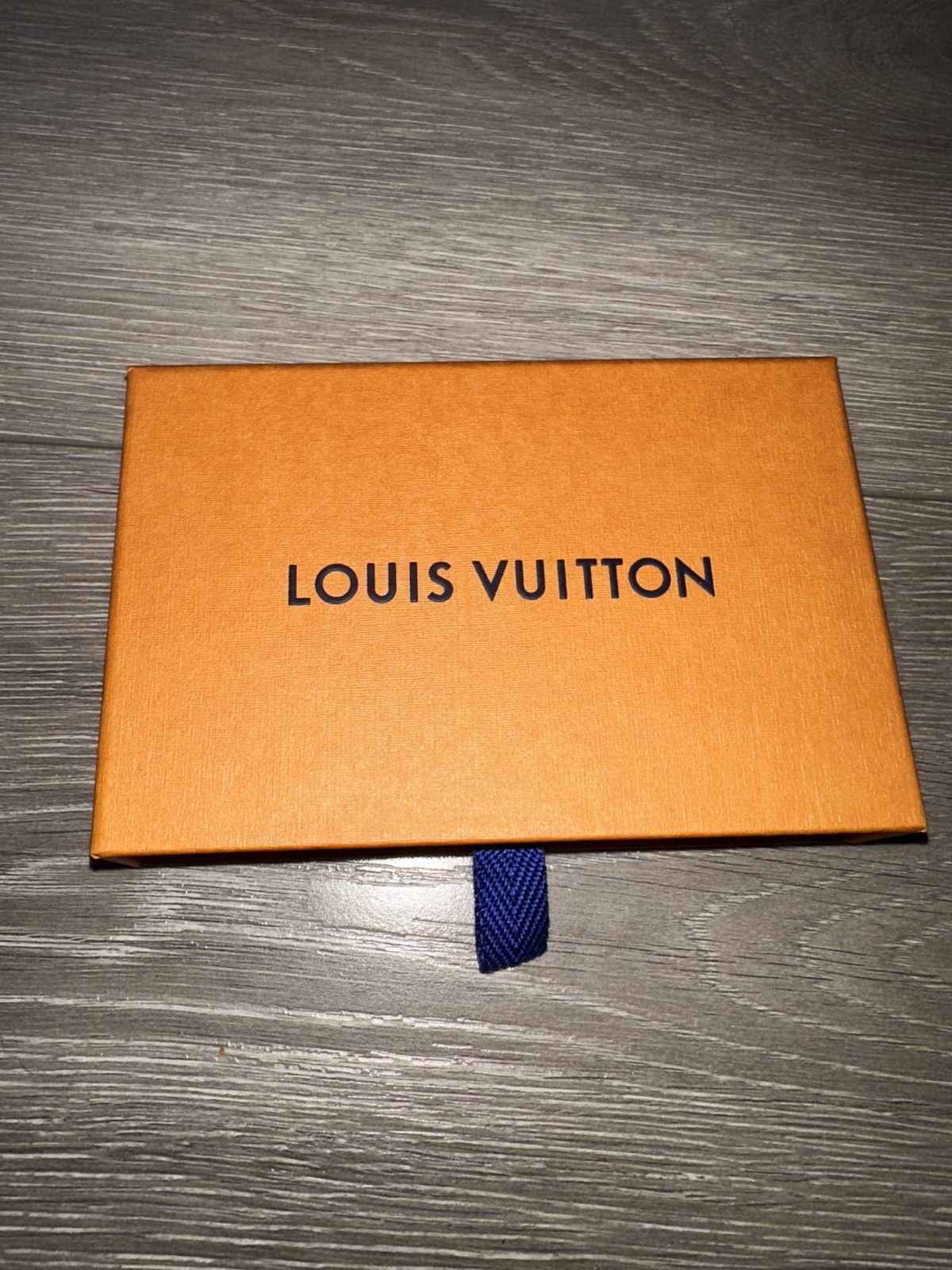 Louis Vuitton Louis Vuitton Flower Locket Necklace (Sold Out) Size ONE SIZE - 4 Thumbnail
