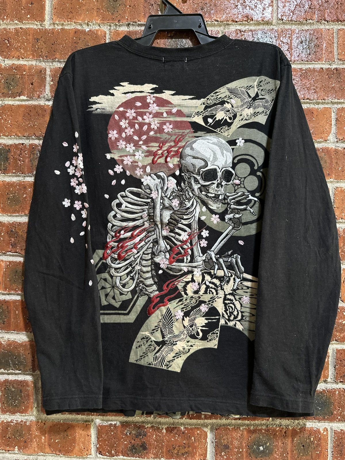 Japanese Brand Vintage Japan Sukajan Embroidery Long Sleeve Tee Size US L / EU 52-54 / 3 - 1 Thumbnail