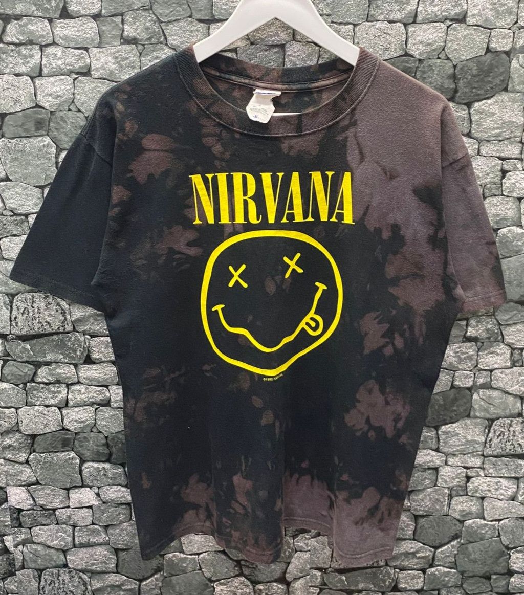 Nirvana Vintage 1992 Nirvana Smile Asid Wash Grunge Tshirt Size US M / EU 48-50 / 2 - 1 Thumbnail