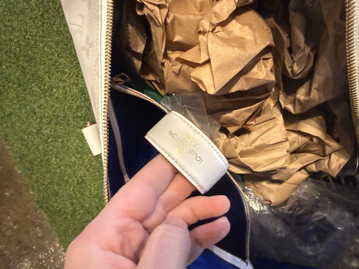 Louis Vuitton × NBA Louis Vuitton X NBA Keepall Antartica Bag Size ONE SIZE - 13 Thumbnail