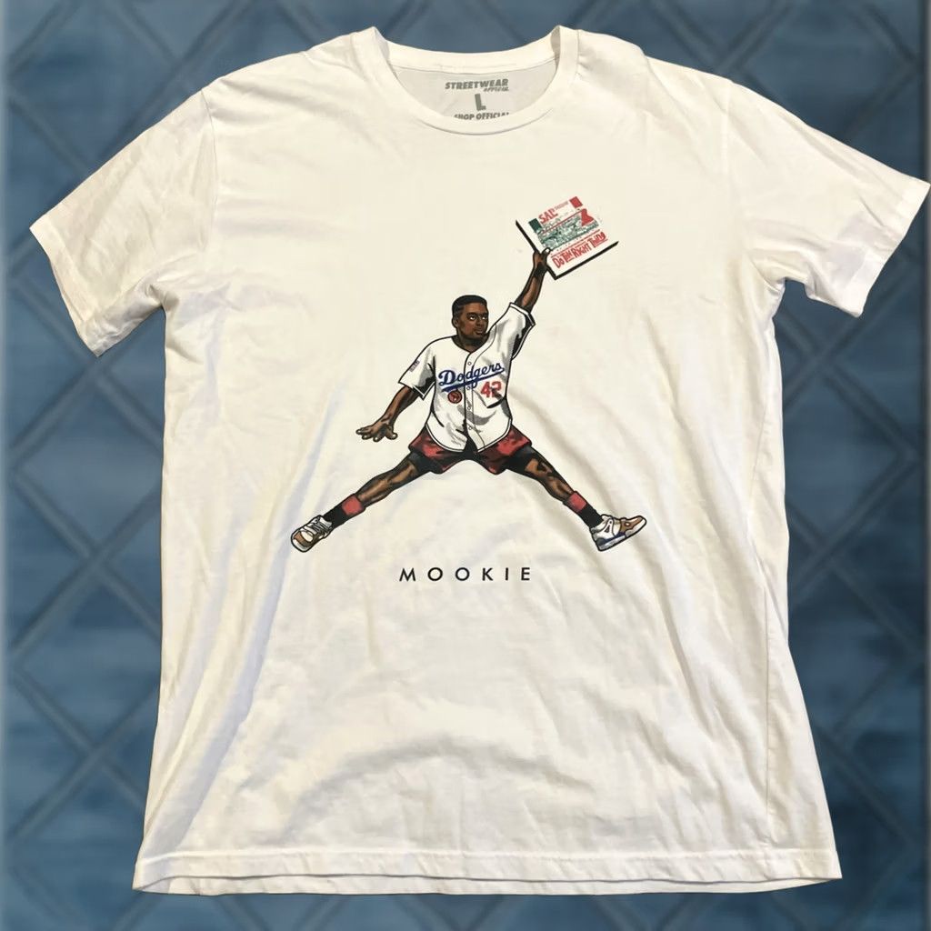 Lee VINTAGE STREETWEAR OFFICIAL MOOKIE Spike Lee Do The Right Thing T Shirt L White Mens Large Short Sleeve Classic Regular Size Size US L / EU 52-54 / 3 - 1 Thumbnail