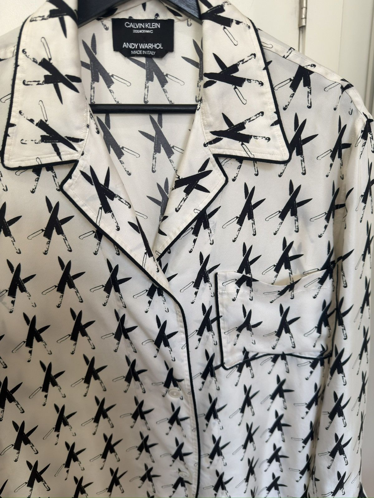 Andy Warhol × Calvin Klein 205W39NYC SS18 Warhol Knives Pajama Shirt Size US S / EU 44-46 / 1 - 4 Thumbnail
