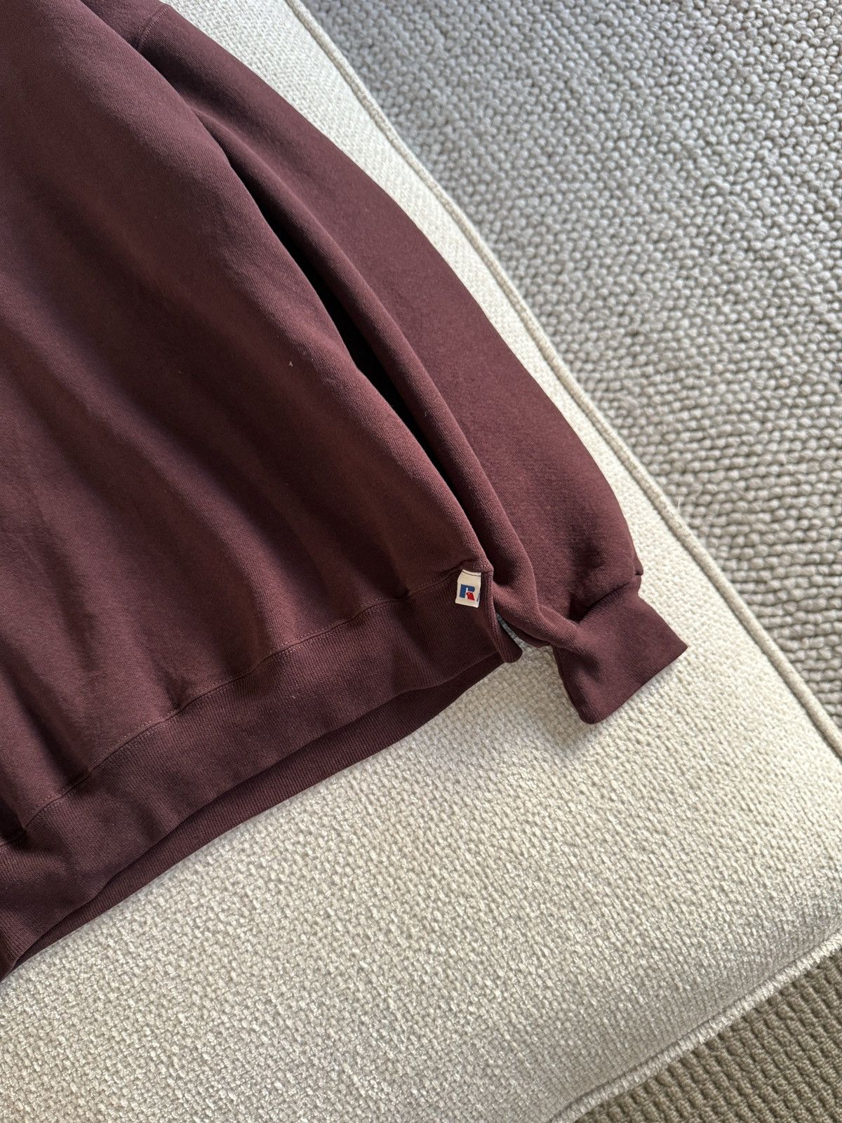 Russell Athletic VINTAGE 90s RUSSELL DARK BROWN CREWNECK Size US XL / EU 56 / 4 - 3 Thumbnail