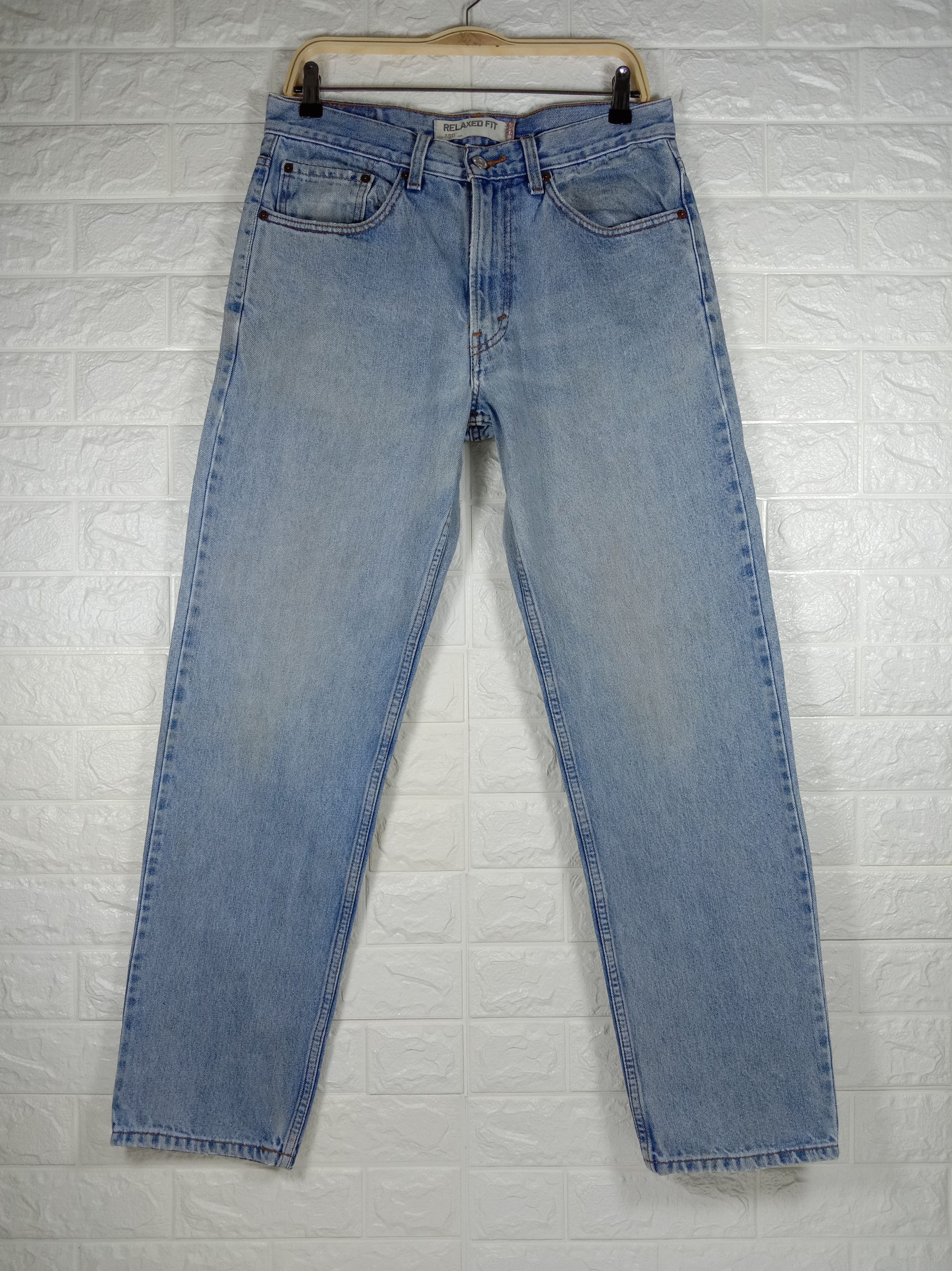 Levi's Vintage Levi's 550 Light Wash Jeans Relaxed Fit Denim Size US 32 / EU 48 - 1 Thumbnail
