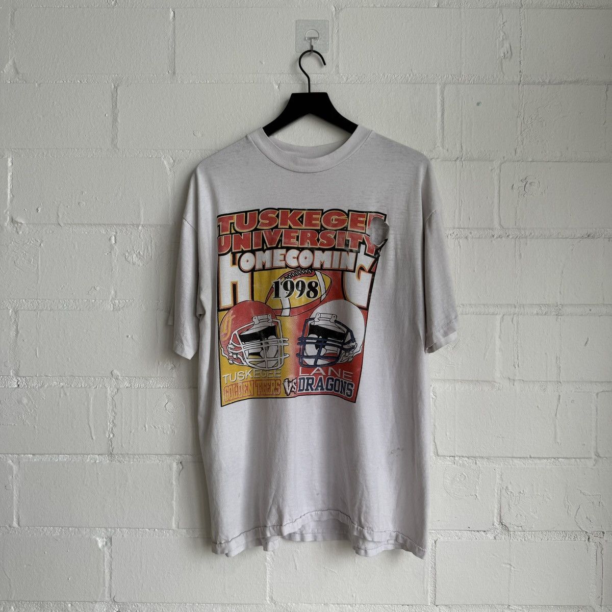 Vintage Vintage 98’ Tuskegee University Homecoming Tee Size US XL / EU 56 / 4 - 1 Thumbnail