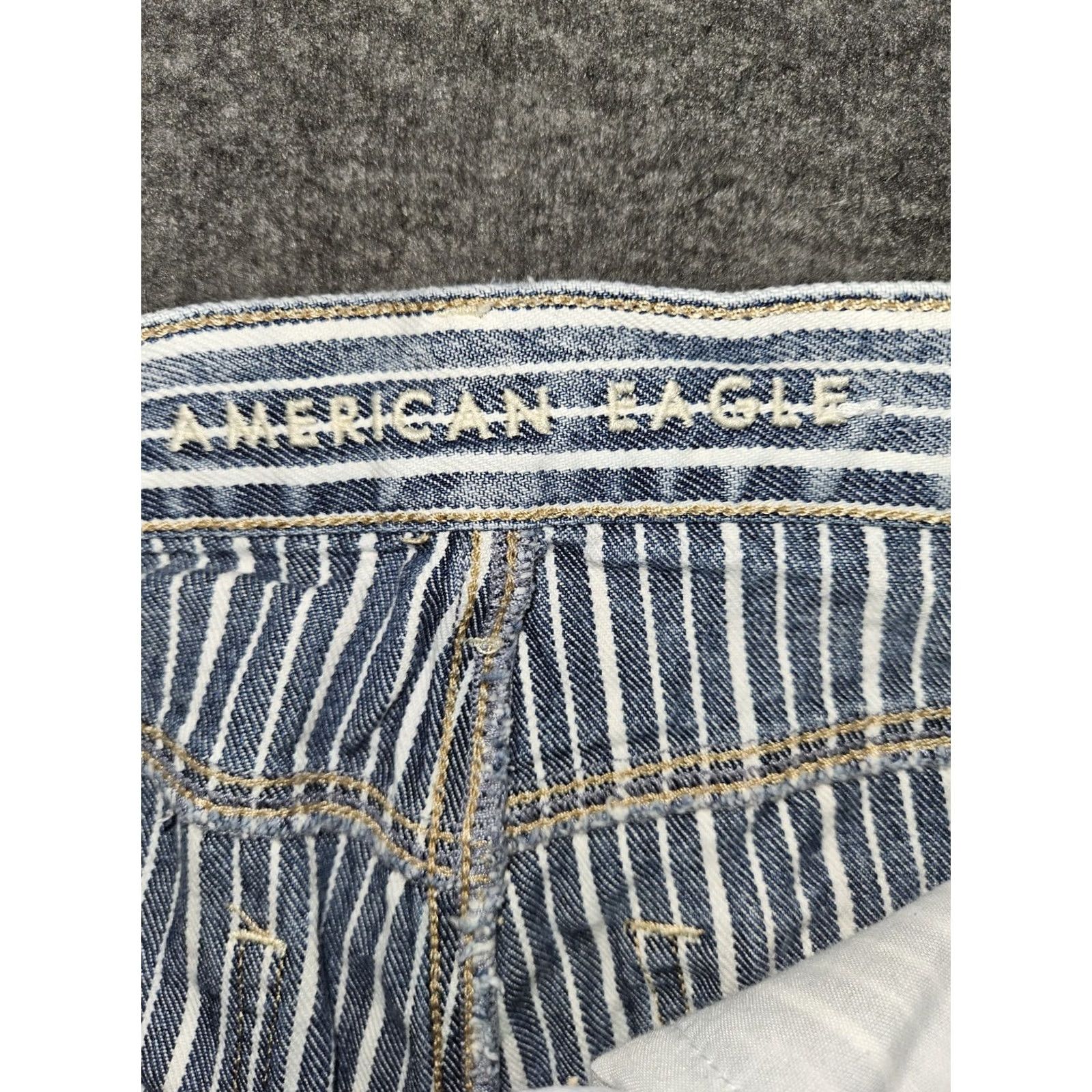 American Eagle Outfitters VINTAGE American Eagle 90's Boyfriend Shorts Shirt? Size 25" / US 0 / IT 36 - 2 Thumbnail