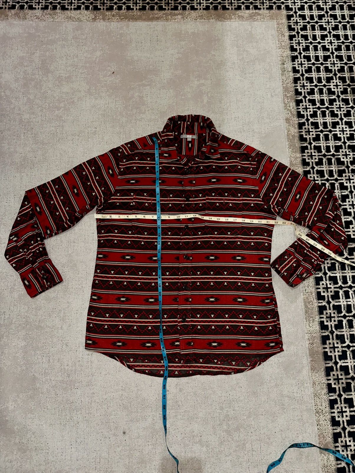Uniqlo Uniqlo Navajo Shirt Size US L / EU 52-54 / 3 - 2 Thumbnail
