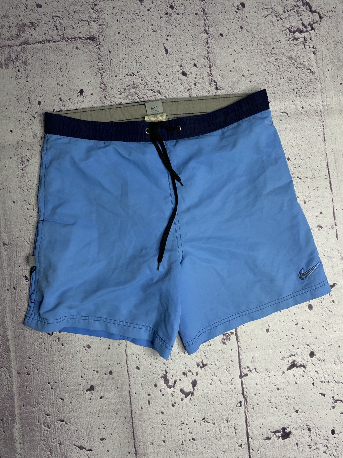 Vintage Women’s vintage shorts Nike streetwear size M Size 29" - 1 Thumbnail