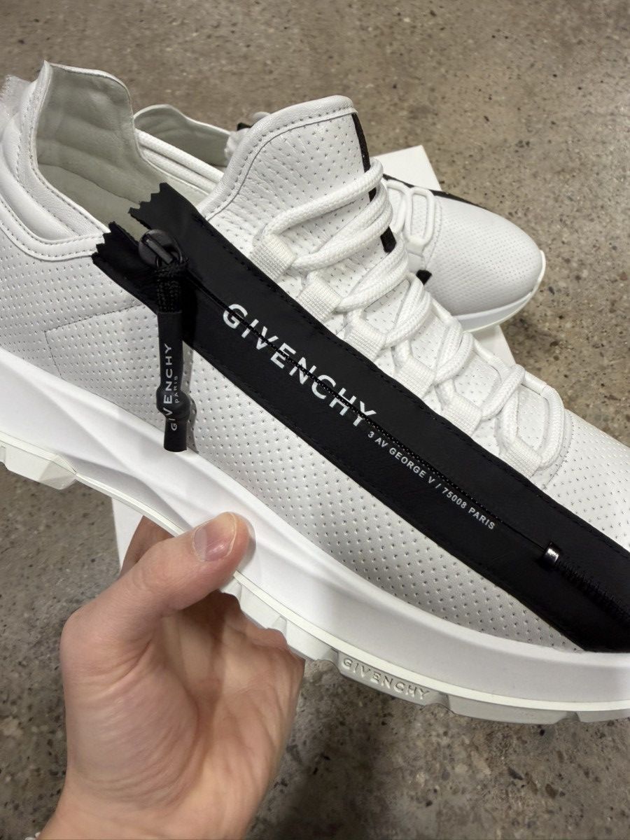 Givenchy Givenchy Spectre Runner Sneaker NEW 900$ Size US 13 / EU 46 - 2 Thumbnail