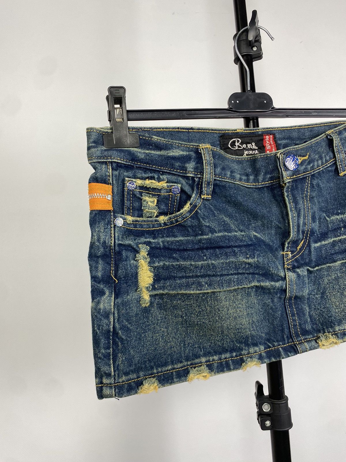 Japanese Brand Vintage Y2K Japanese Zip Retro Mini Skirt 90s Style Size 30" / US 8 / IT 44 - 2 Thumbnail