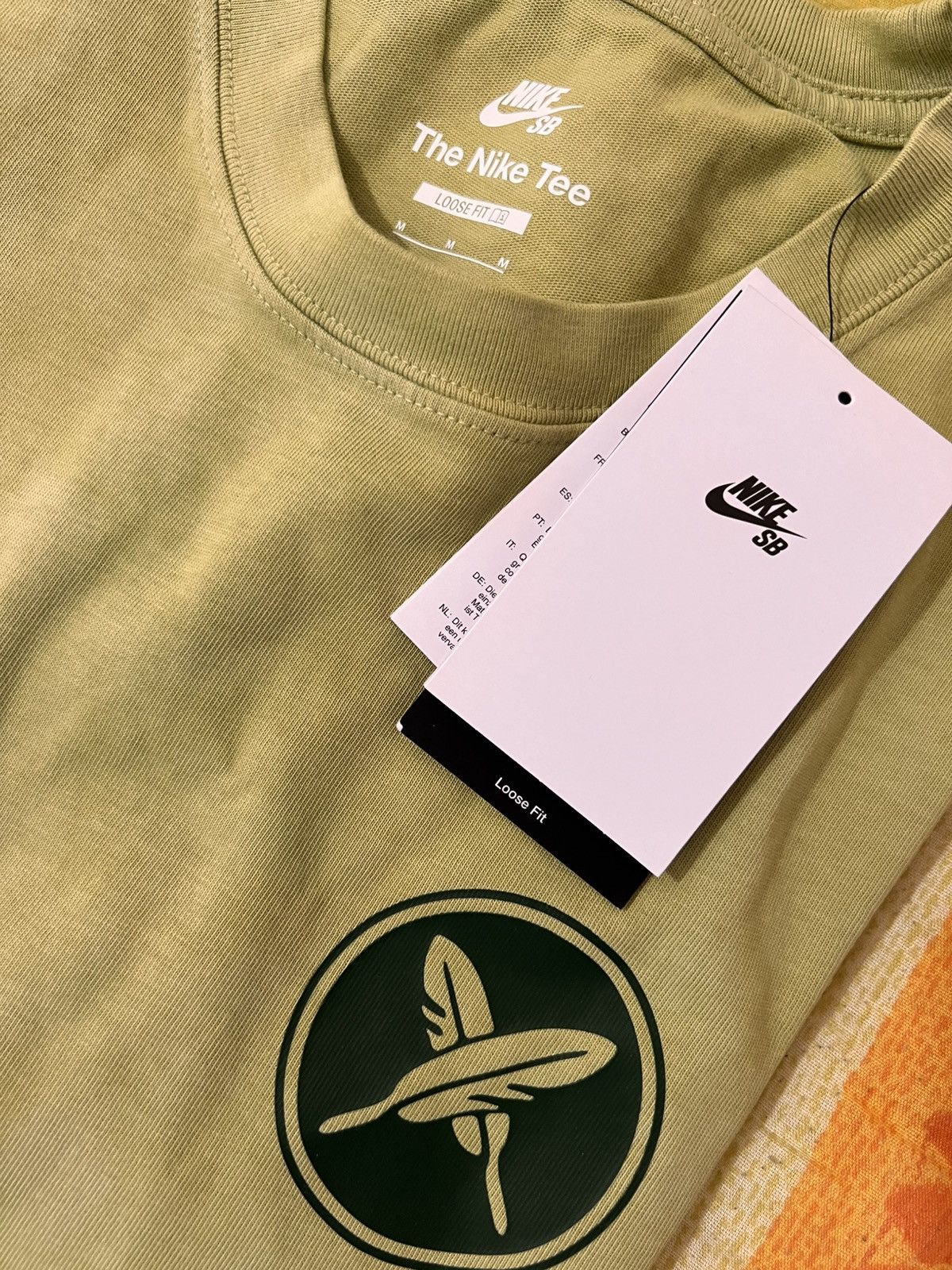 Nike SB Nike SB Yuto Horigome Tee Olive Aura matcha gheisa Japan Size US M / EU 48-50 / 2 - 15 Thumbnail