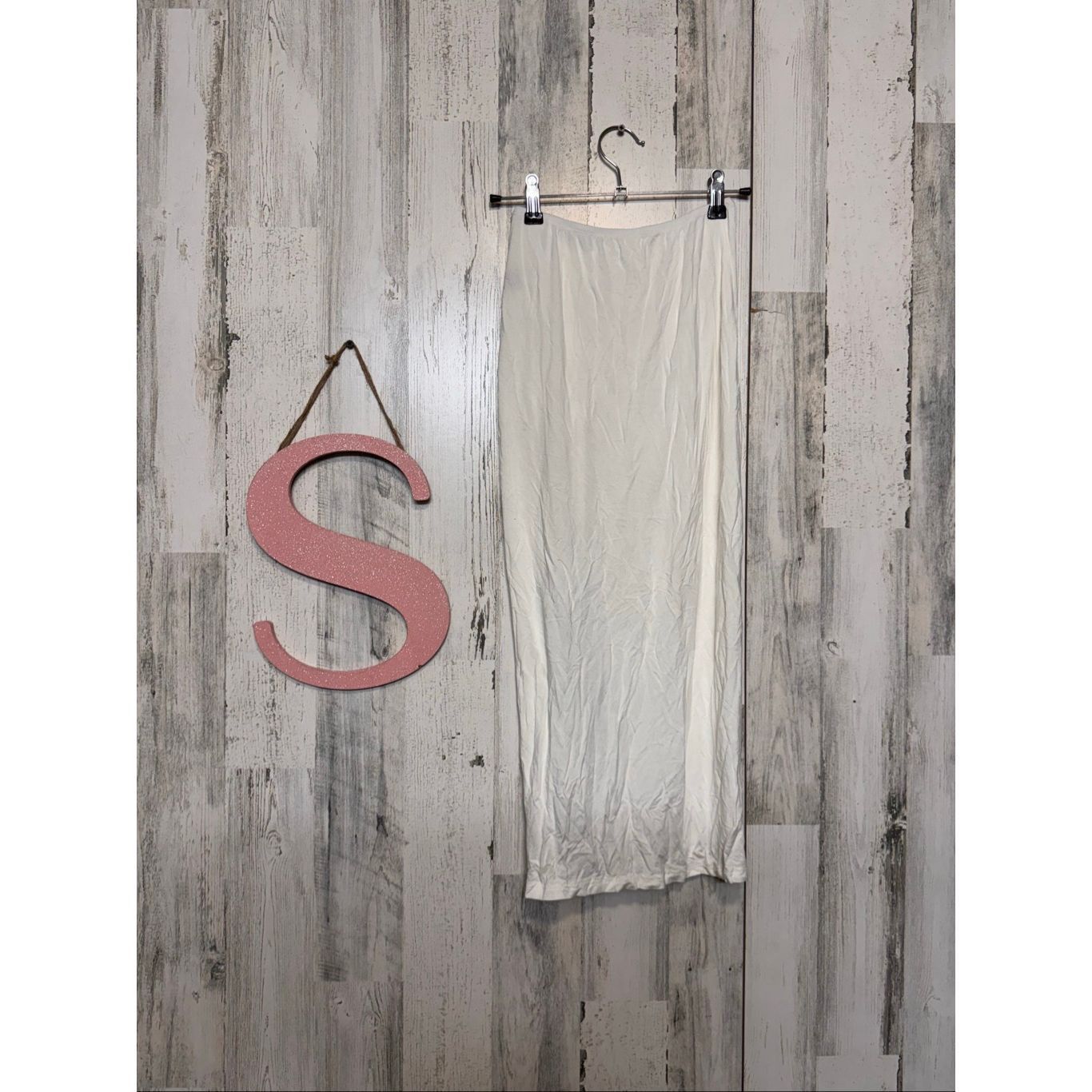 Other White Ruched Maxi Skirt Size Small Stretch Bodycon Drawstring Detail Size 26" / US 2 / IT 38 - 3 Thumbnail