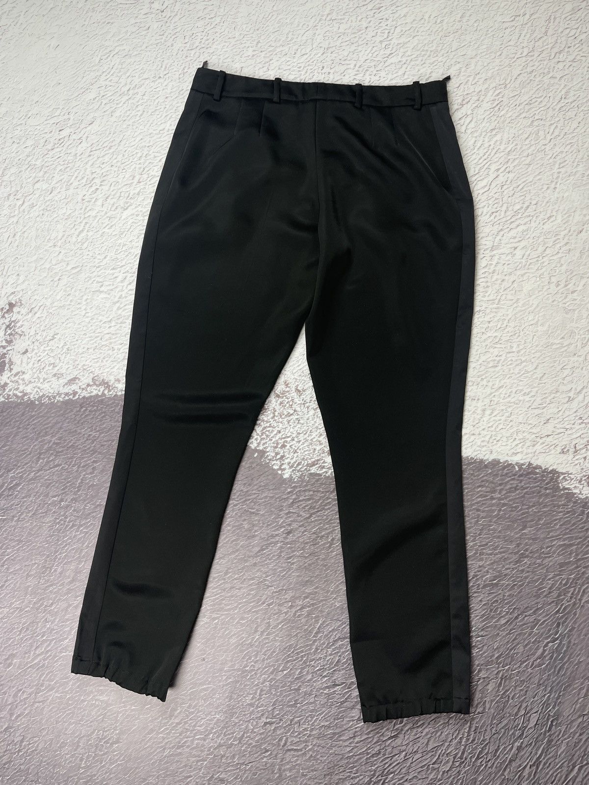 Prada Prada bondage style black triacetate shimmer women’s pants Size 27" / US 4 / IT 40 - 4 Thumbnail
