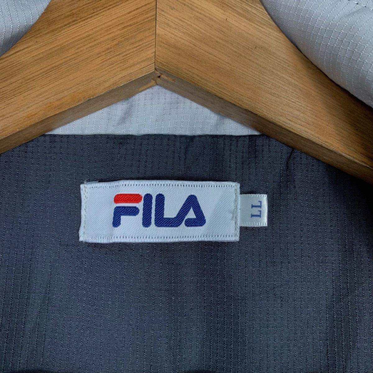 Fila FILA Embroidery Big Logo Light Vest #0105-C6 Size US L / EU 52-54 / 3 - 18 Thumbnail