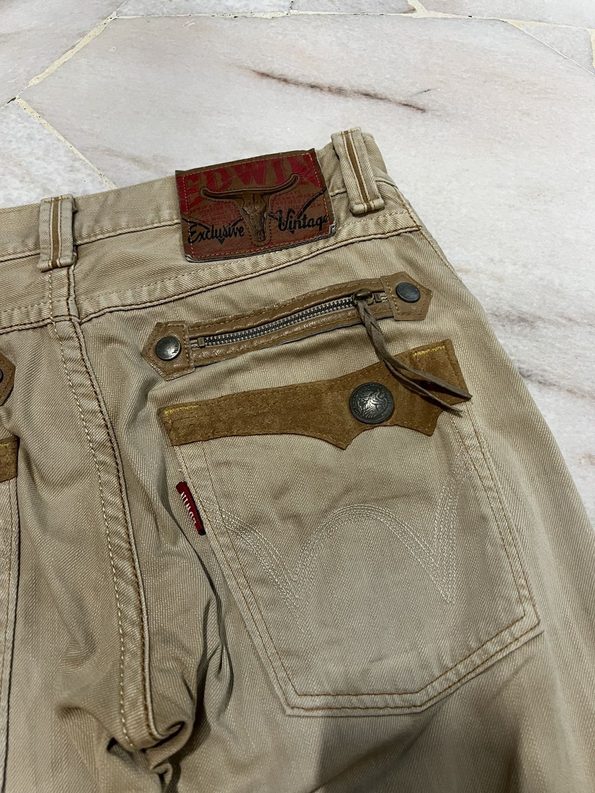 Edwin × If Six Was Nine EDWIN EXCLUSIVE VINTAGE BUFFALO HEAD RARE Size US 31 - 16 Thumbnail
