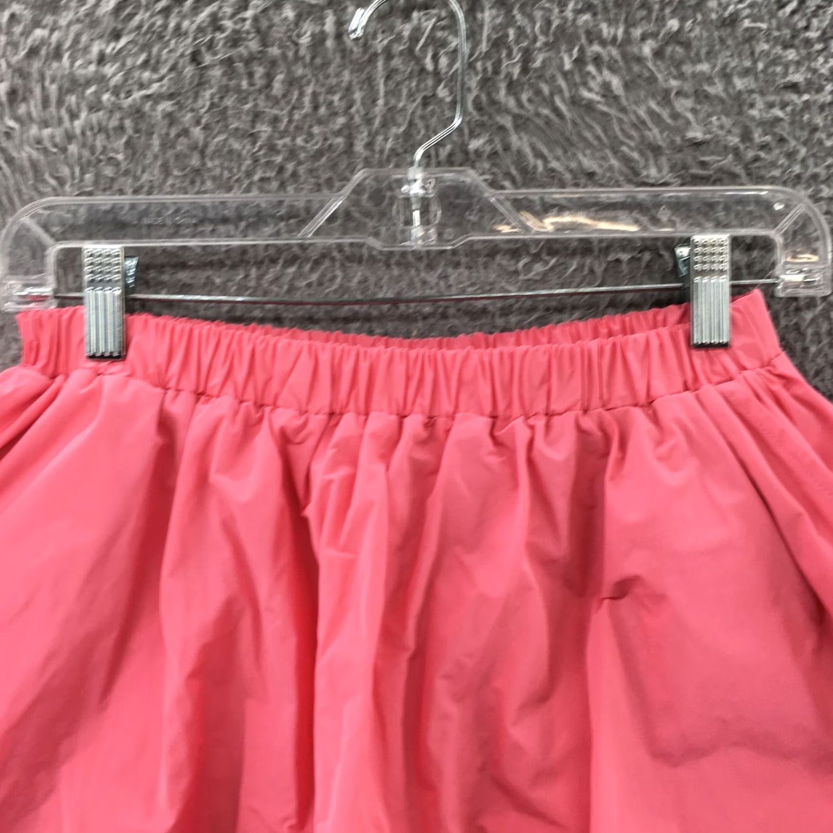 H&M H&M Mini Shorts Skirt Womens 6 Pink Elastic Waistband Pull On Casual Flat Front Short Skirt Women Girls (Gender at end not applicable) Size 28" / US 6 / IT 42 - 2 Thumbnail