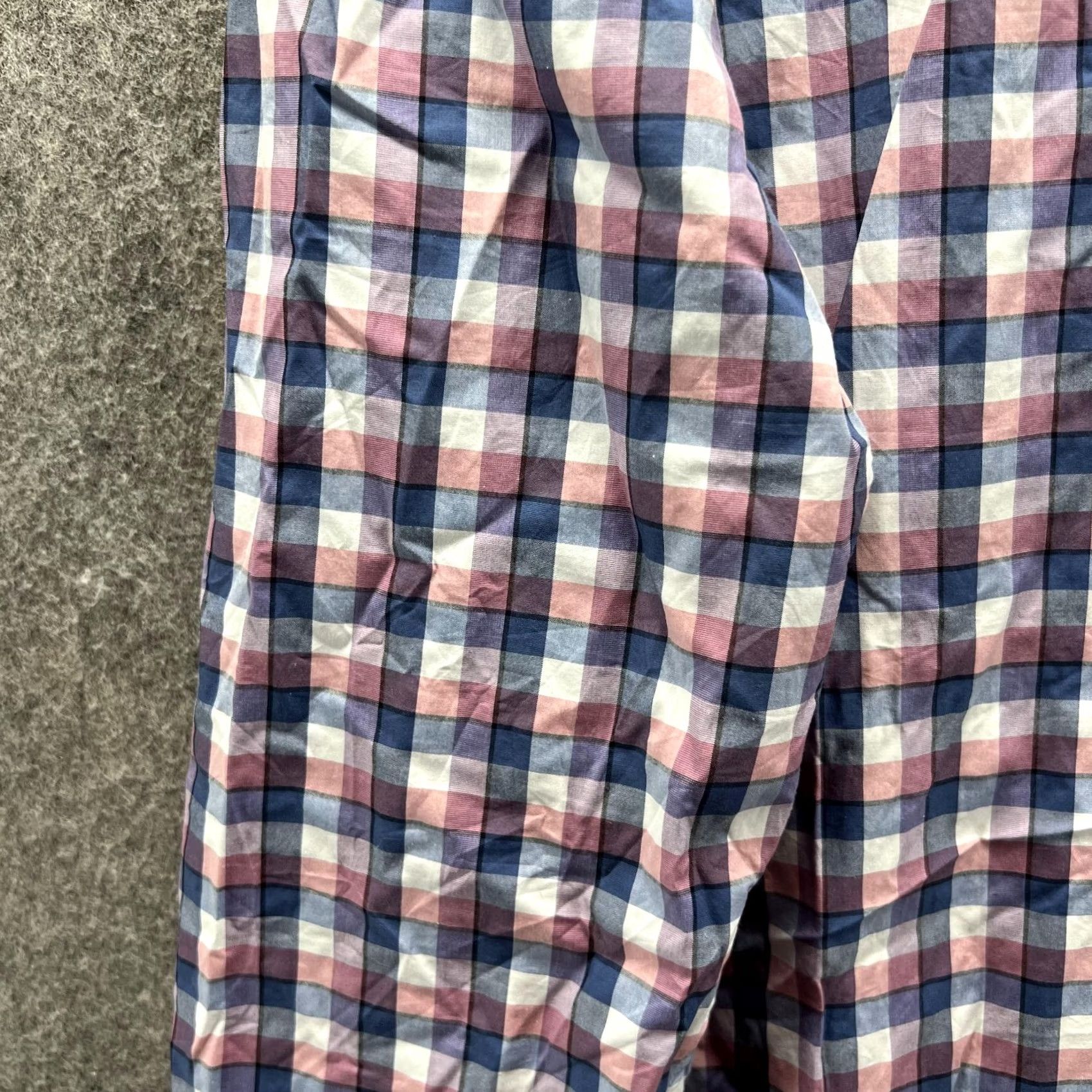 Banana Republic Banana Republic Shirt Men Large Plaid Pink Blue Button-Down Grant Fit Knit Cotton Casual Shirt Mens Regular Fit Classic Button-Up Size US L / EU 52-54 / 3 - 6 Thumbnail