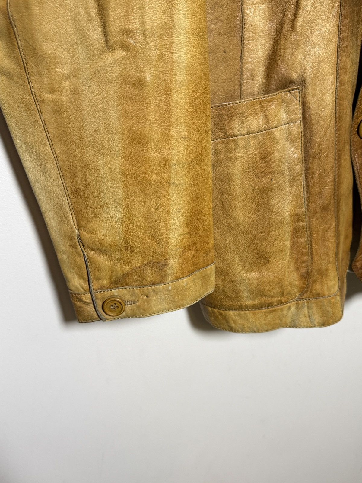 Giorgio Armani Vintage Armani leather chore jacket in distressed honey tan Size US M / EU 48-50 / 2 - 6 Thumbnail