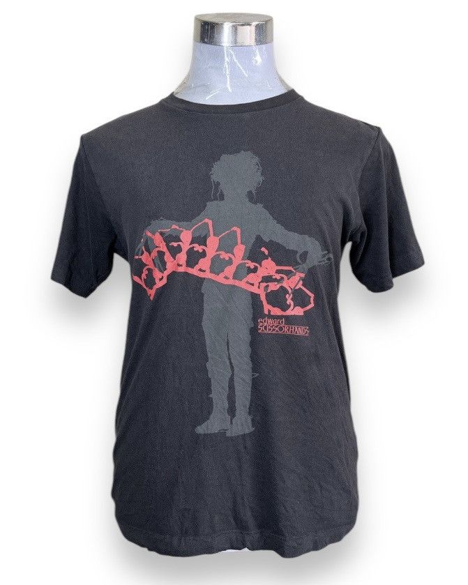 Uniqlo Edward Scissorhands Movie X Uniqlo Japan TShirt Size US M / EU 48-50 / 2 - 1 Thumbnail