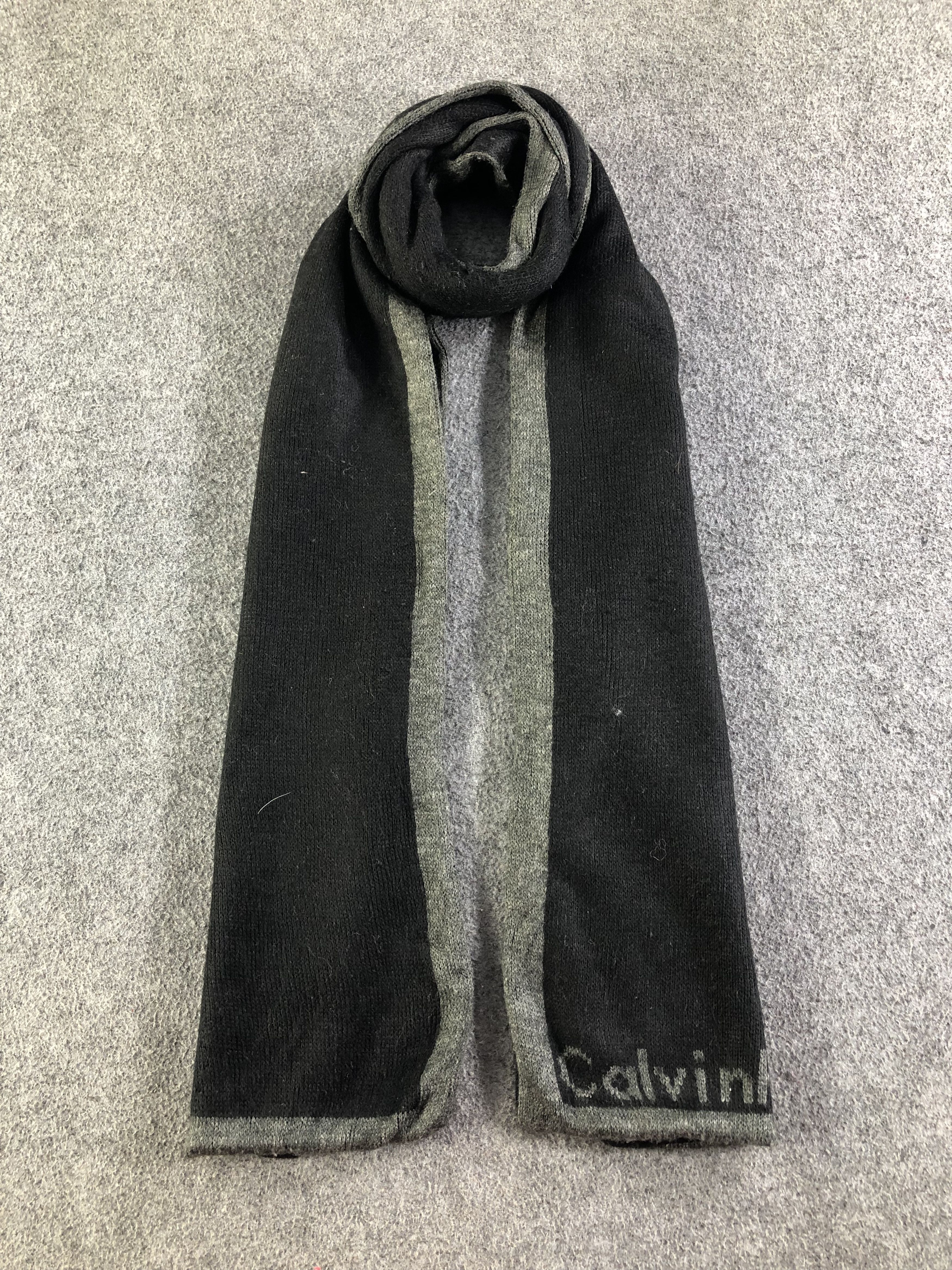 Calvin Klein Calvin Klein Scarf / Muffler / Neckwear SS1436 Size ONE SIZE - 1 Thumbnail