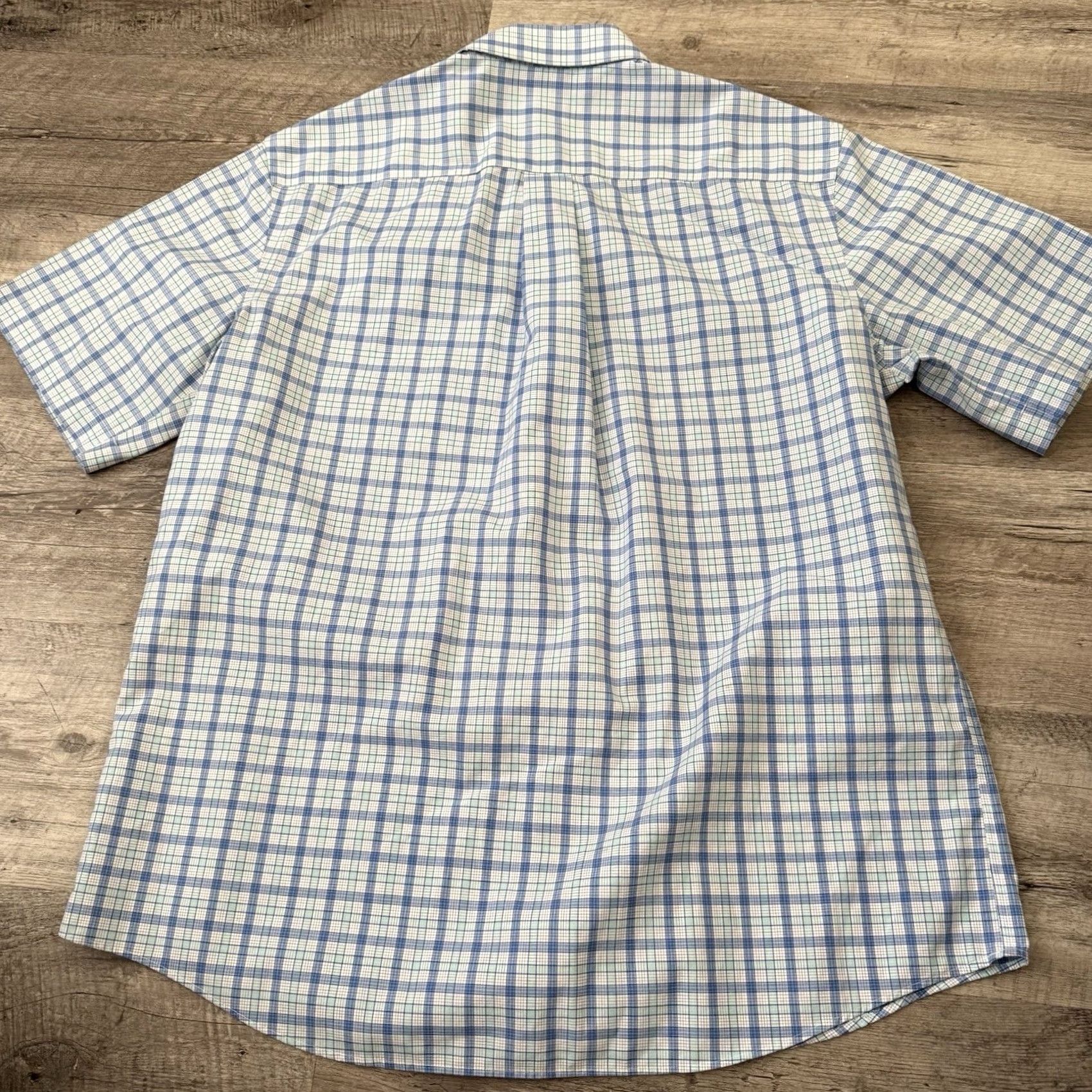 Jos. A. Bank Jos. A Bank Traveler Shirt Men Large Blue Plaid Tailored Fit Short Sleeve Cotton Button-Up Size US L / EU 52-54 / 3 - 5 Thumbnail