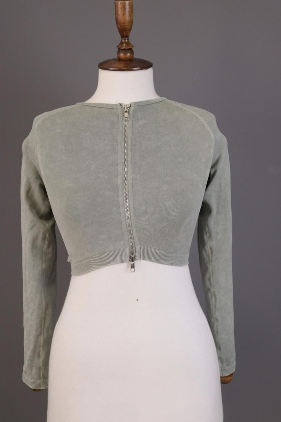 Lululemon Lululemon Athletica Gray Cropped Track Jacket Size S Size S / US 4 / IT 40 - 1 Thumbnail