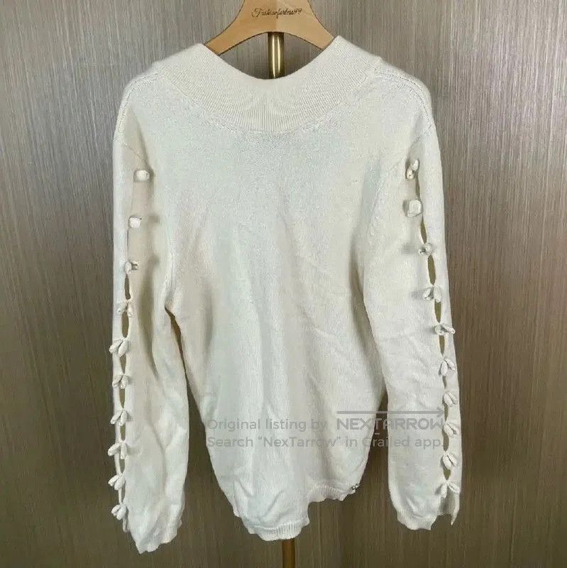 Chanel Chanel Cream Cashmere Women's Sweater . Size L / US 10 / IT 46 - 1 Thumbnail