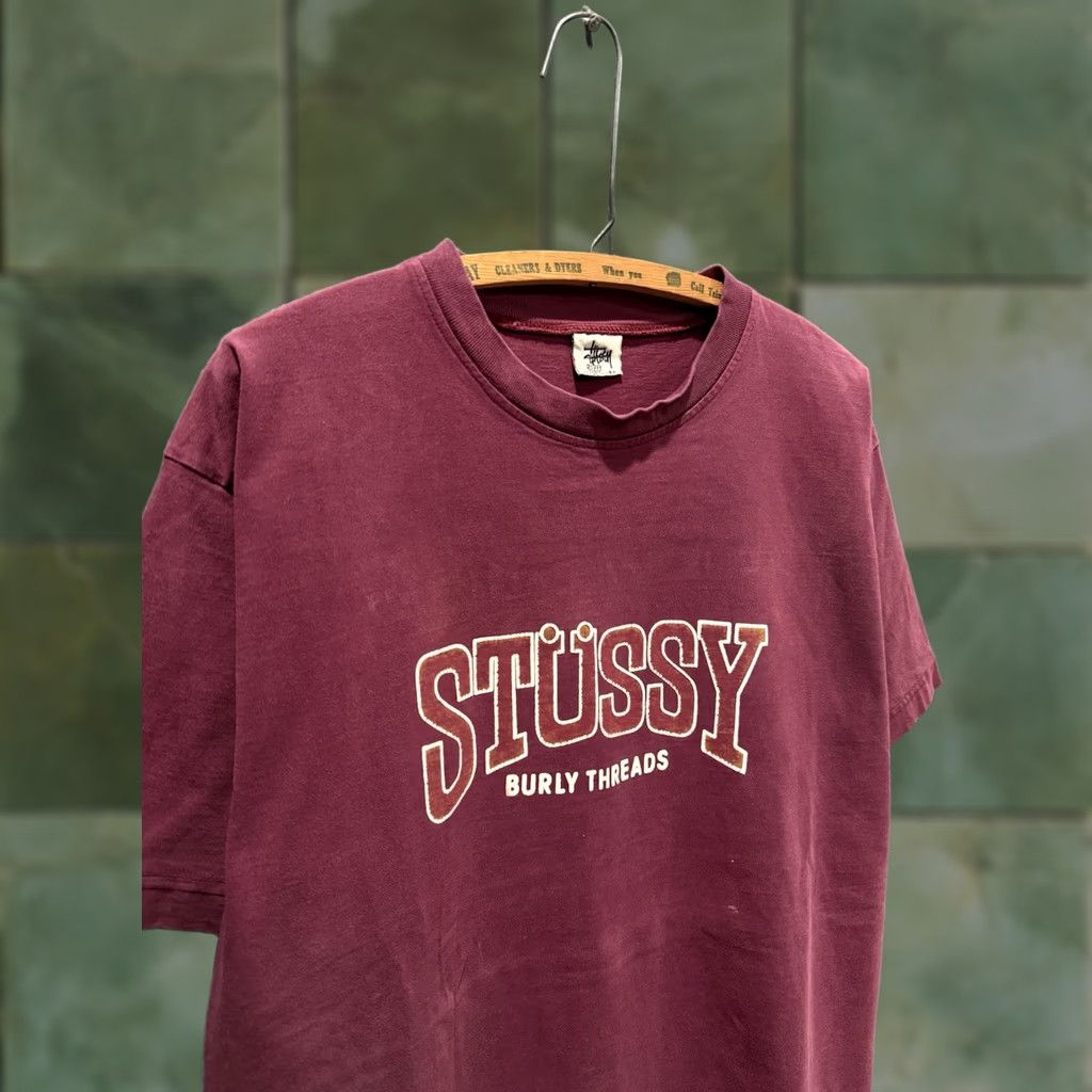 Vintage VINTAGE Stussy T-Shirt 90s Men Large Red Cotton Tee Shirt Shirt Size US L / EU 52-54 / 3 - 1 Thumbnail