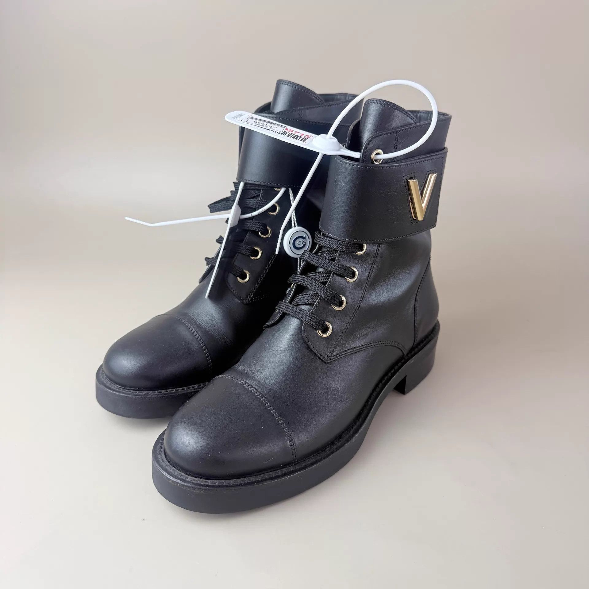 Louis Vuitton LV black gold laced short boots EUR 36 99 New Size US 5.5 / IT 35.5 - 1 Thumbnail