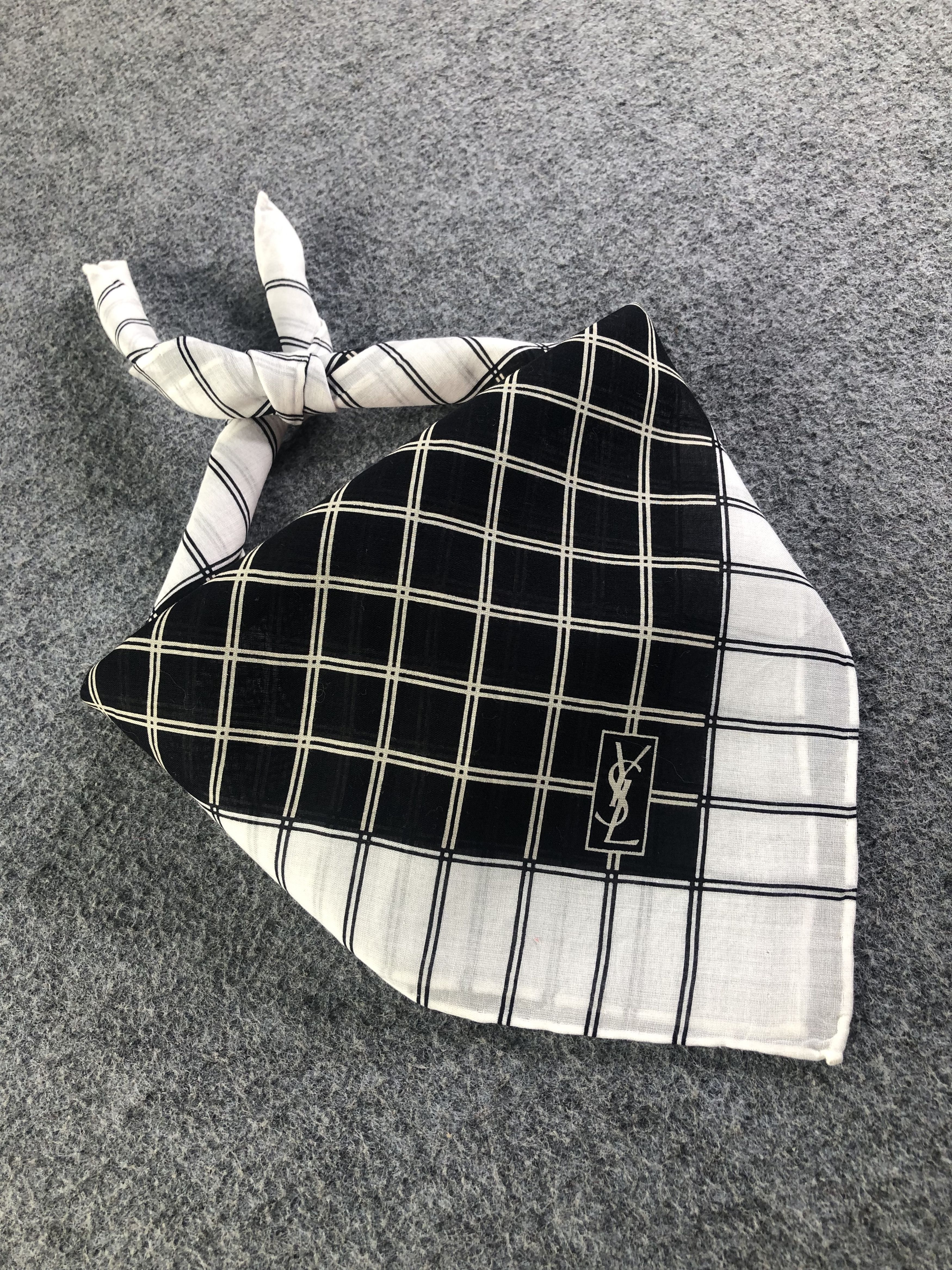 Vintage Yves Saint Laurent Handkerchief / Bandana / Neckerchief Size ONE SIZE - 2 Thumbnail