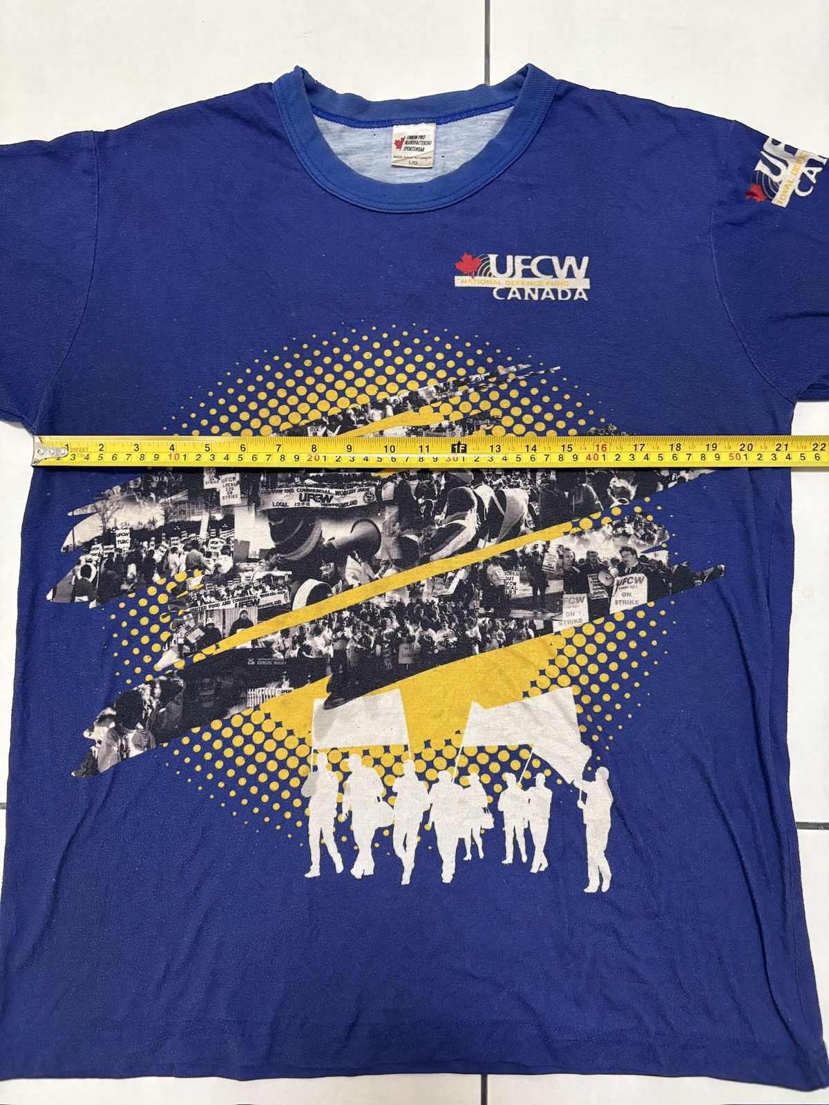Vintage 30 years of strength UFCW Size US L / EU 52-54 / 3 - 5 Thumbnail
