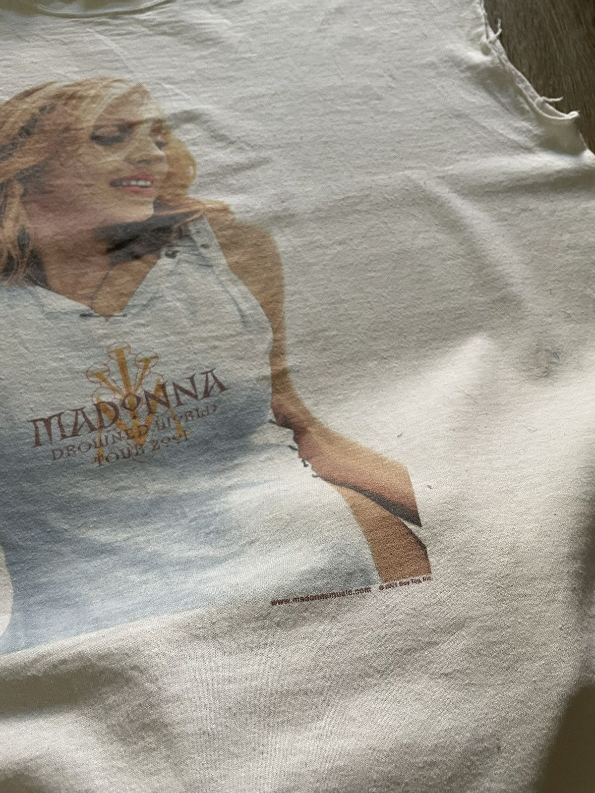Band Tees × Vintage Vintage 2001 Madonna Drowned World Tour Y2K Tank Top Size US L / EU 52-54 / 3 - 6 Thumbnail